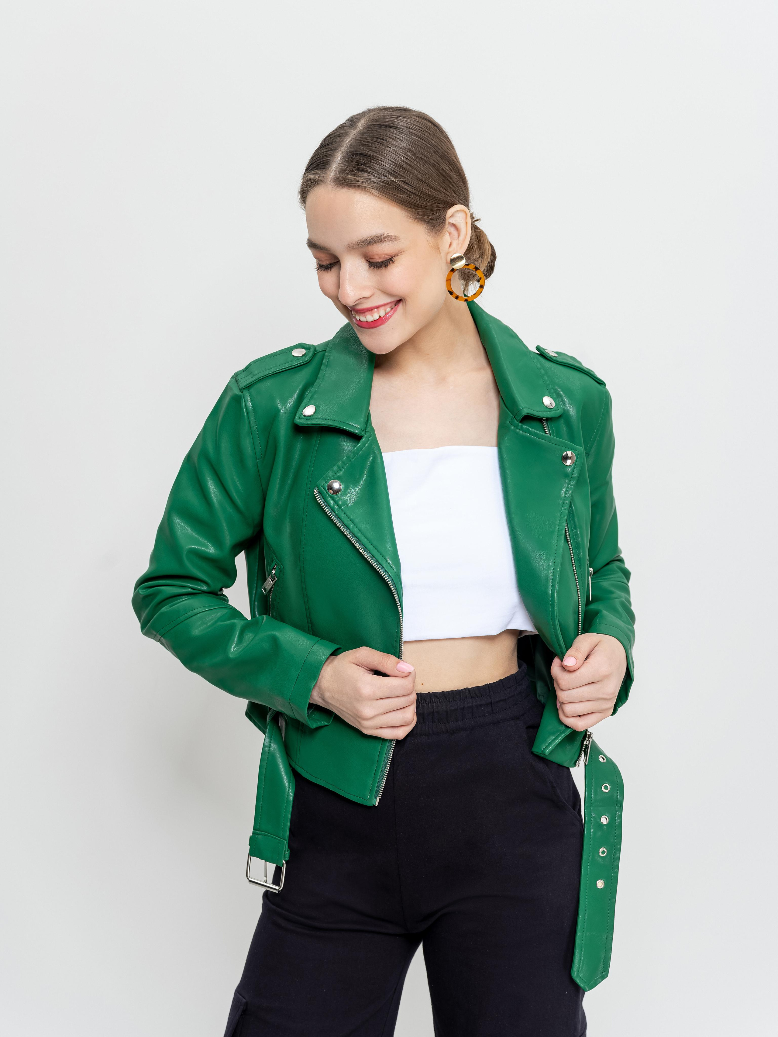 Женская одежда. Студия рекламной и предметной съемки товаров WELKO Studio