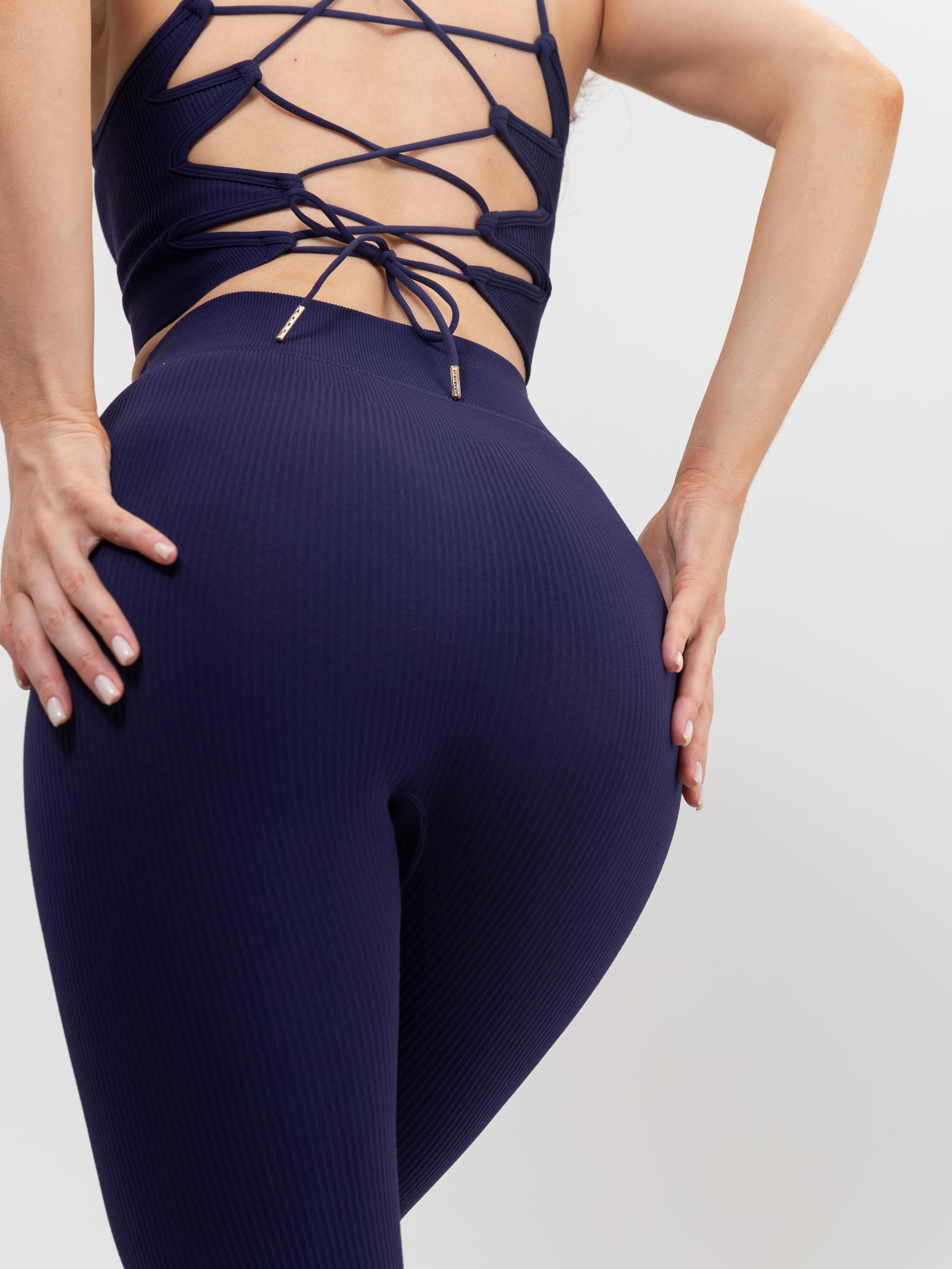 Спортивные костюмы и спортивные товары. Студия рекламной и предметной съемки товаров WELKO Studio