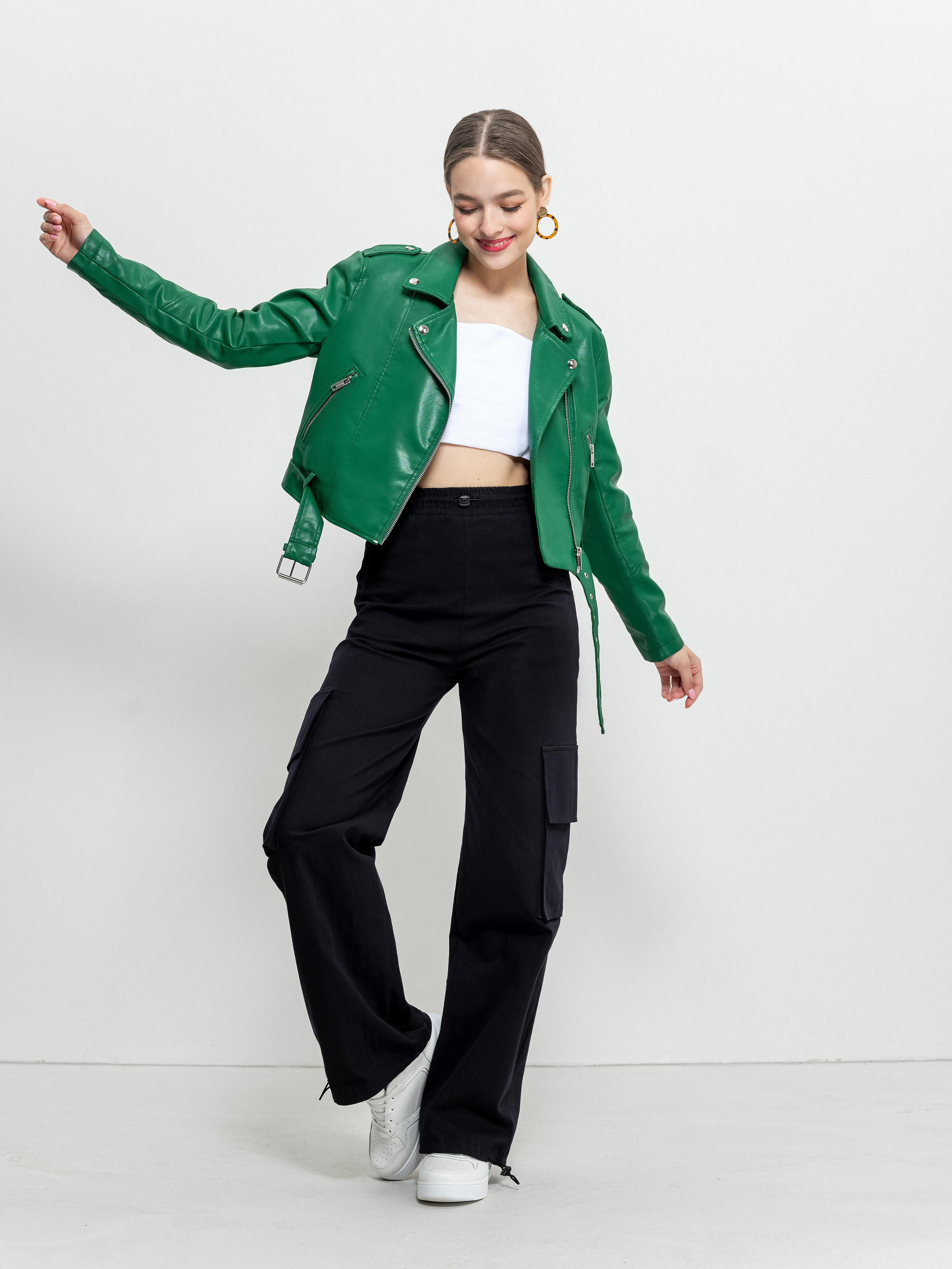 Женская одежда. Студия рекламной и предметной съемки товаров WELKO Studio