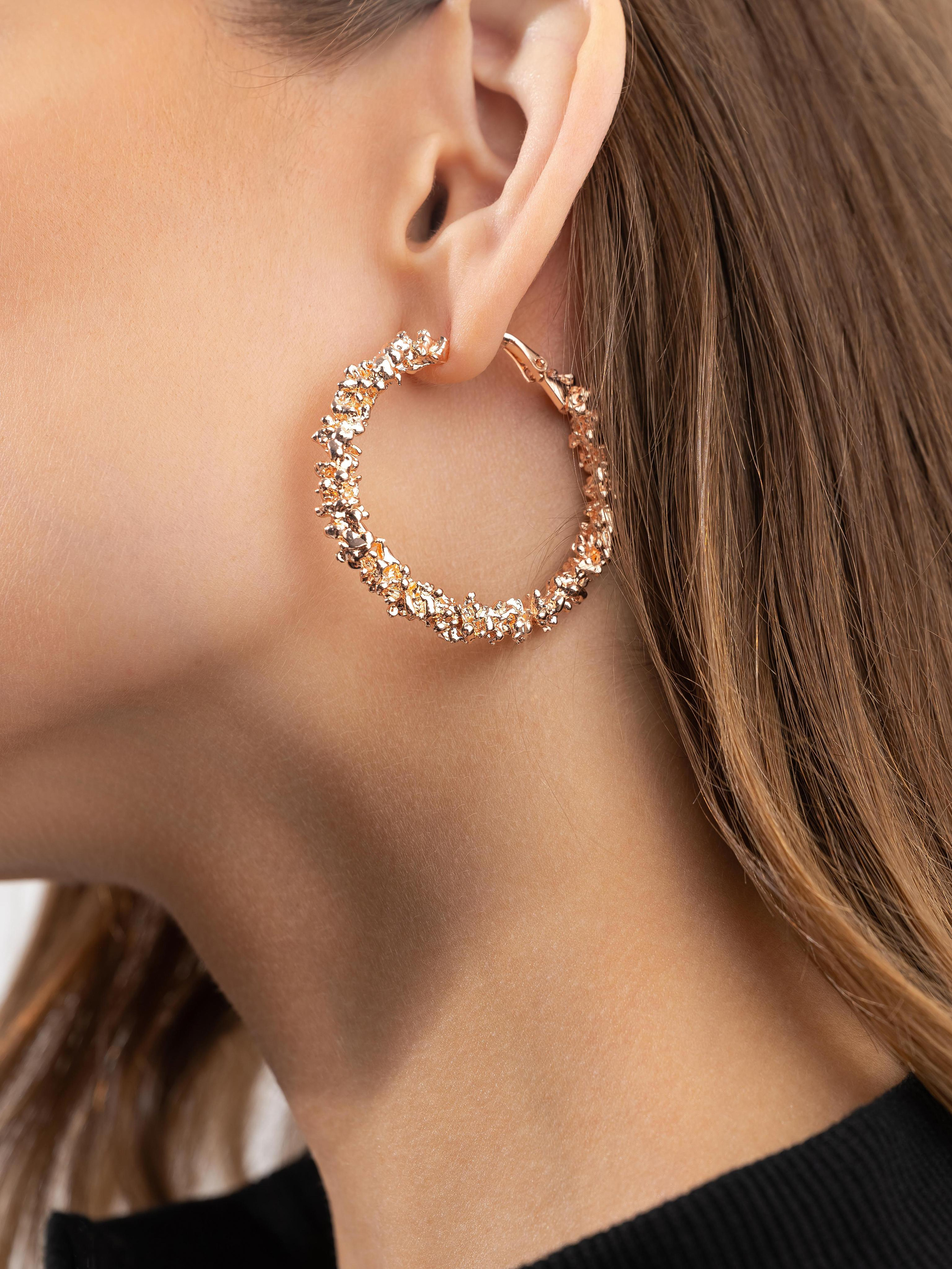 Ювелирные украшения и бижутерия. Студия рекламной и предметной съемки товаров WELKO Studio