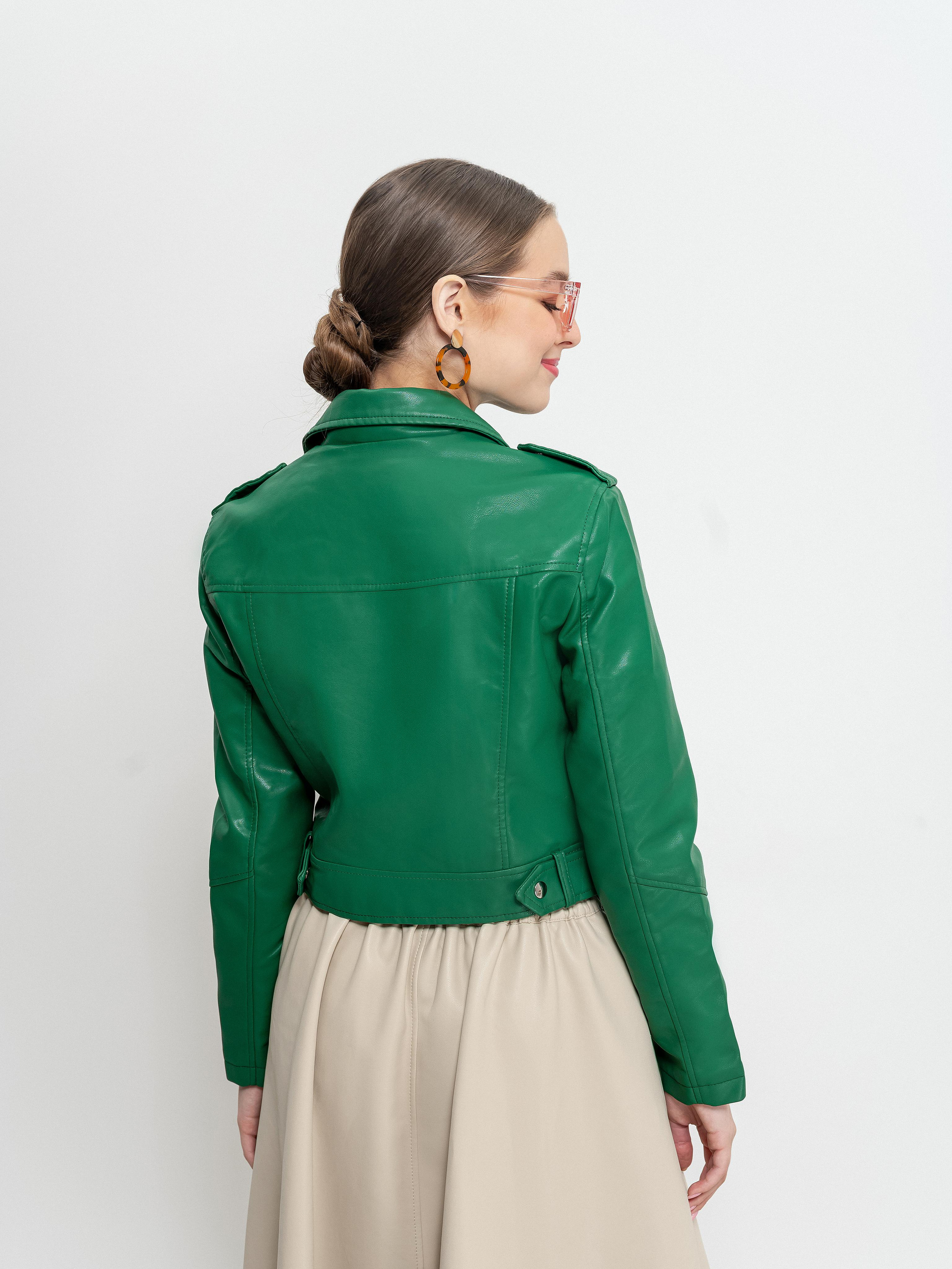 Женская одежда. Студия рекламной и предметной съемки товаров WELKO Studio