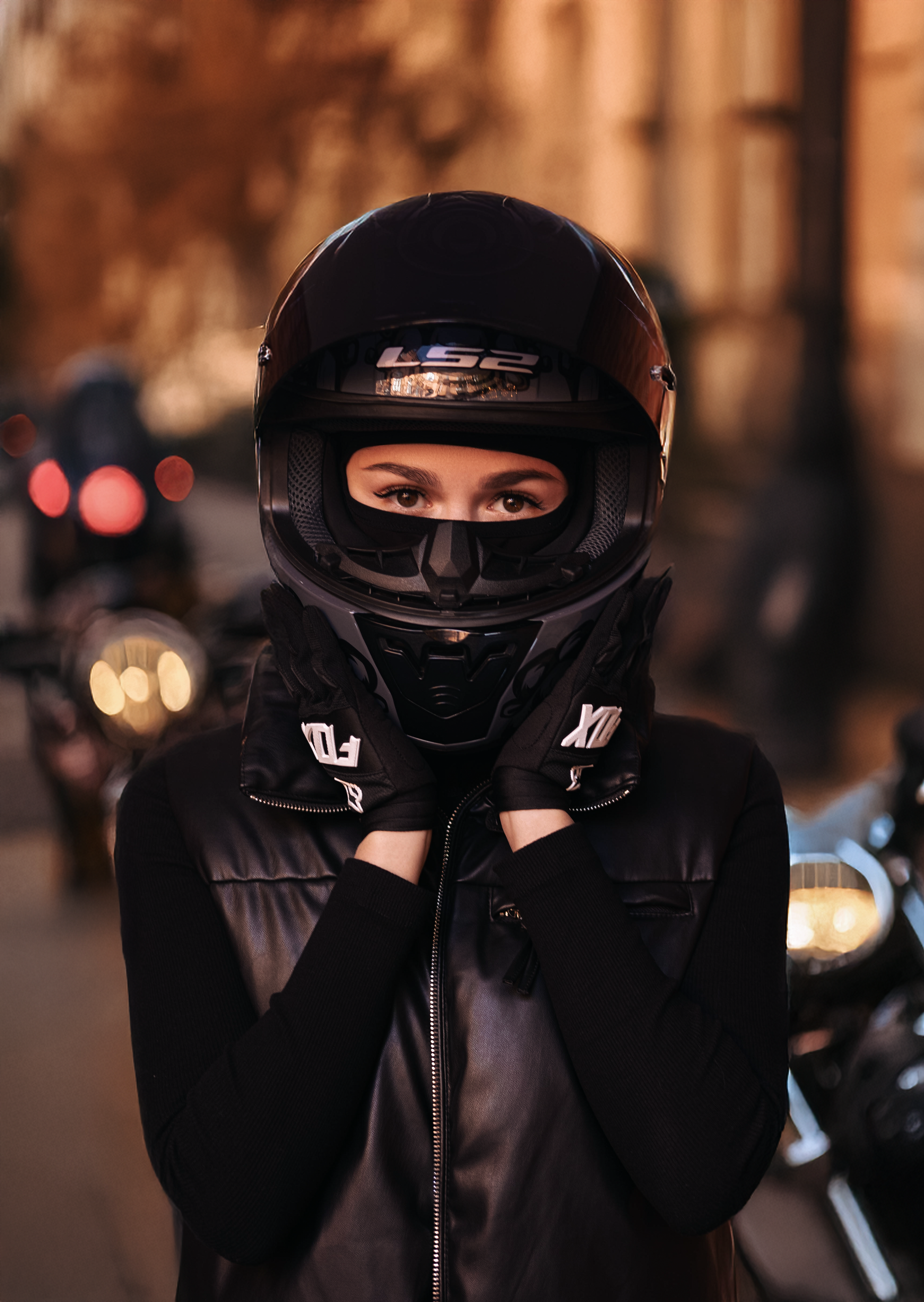 МОТО. Женский и свадебный фотограф в Санкт-Петербурге Элизабет Ланцова. Будуарные съемки, свадебные съемки, лавстори, контент-съемка