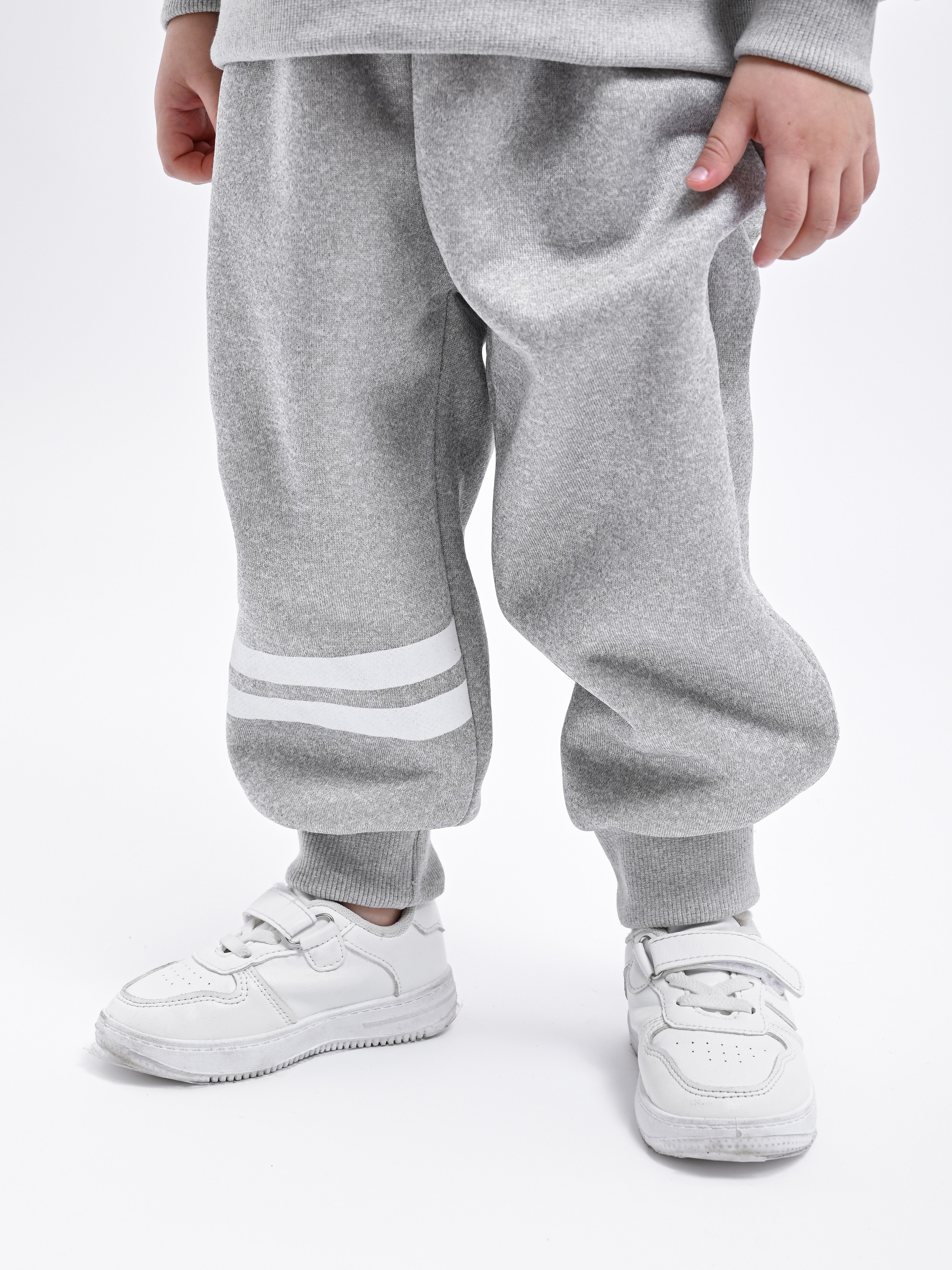 Детские костюмы. Предметный фотограф, фото для маркетплейсов Пятигорск, КМВ