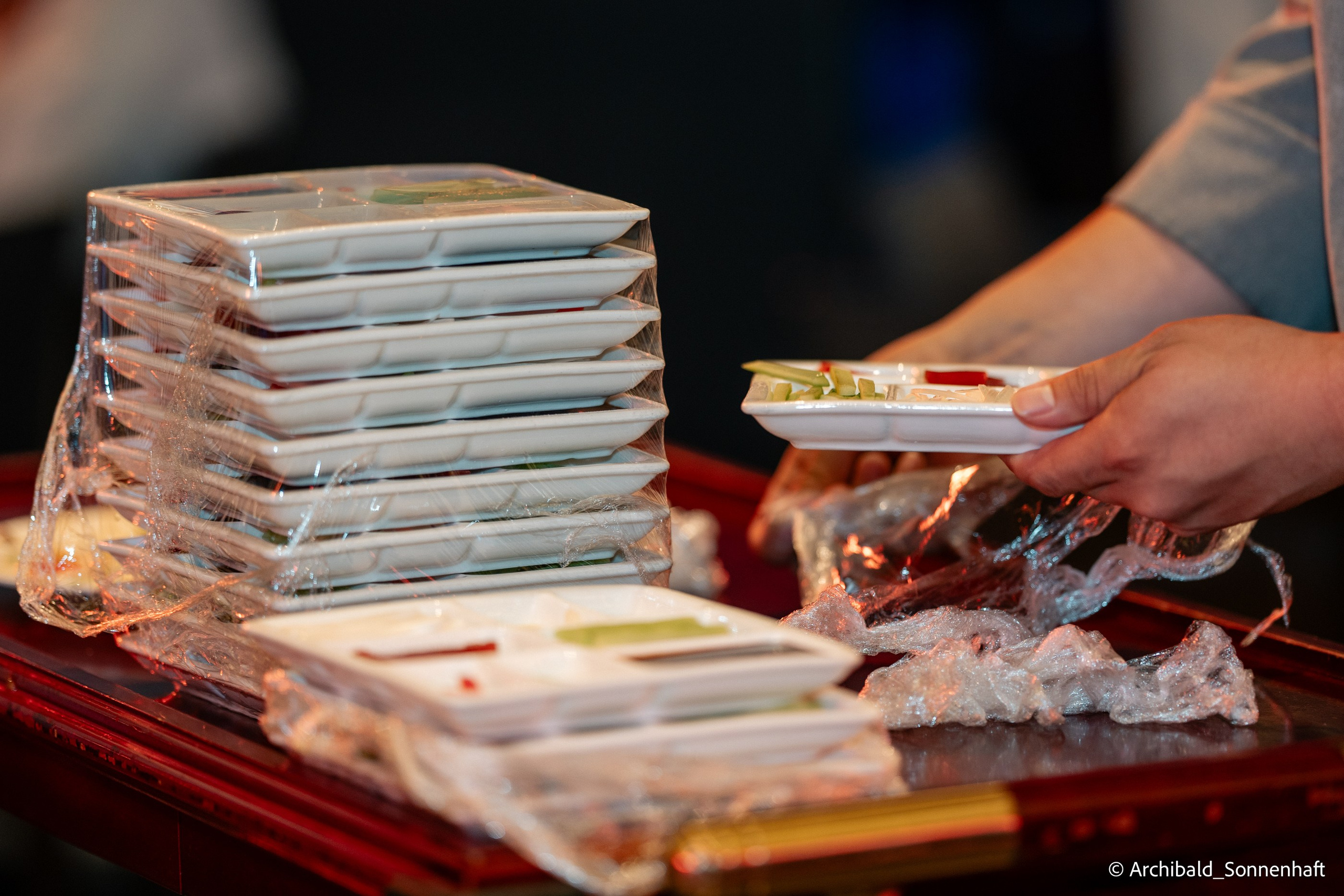 Georgian party. Photographer in Guangzhou, China. Archibald Sonnenhaft