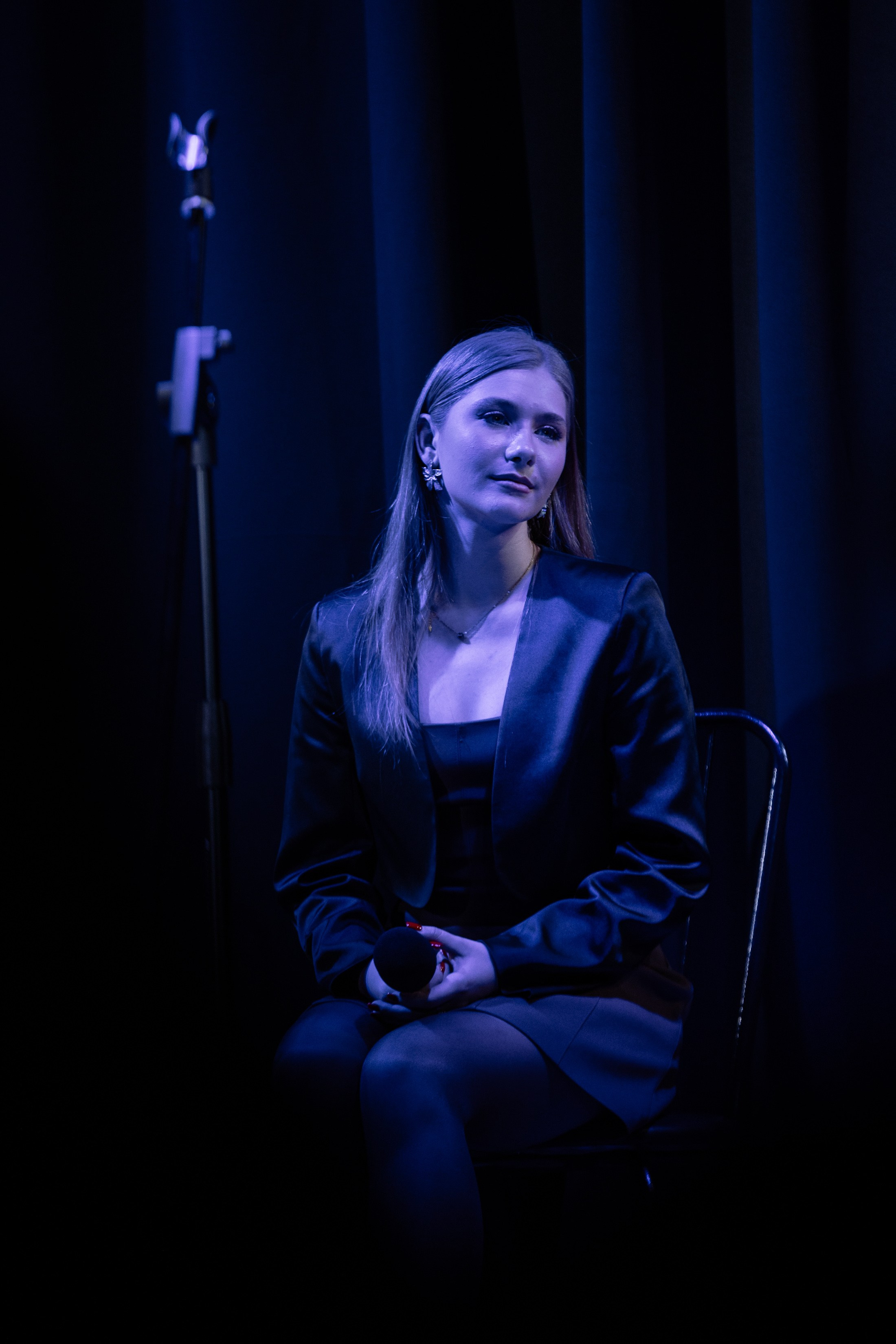 Поэтический вечер с Игорем Бушмелевым и Никой Станиславчик. Фотограф Юлия Мальцева