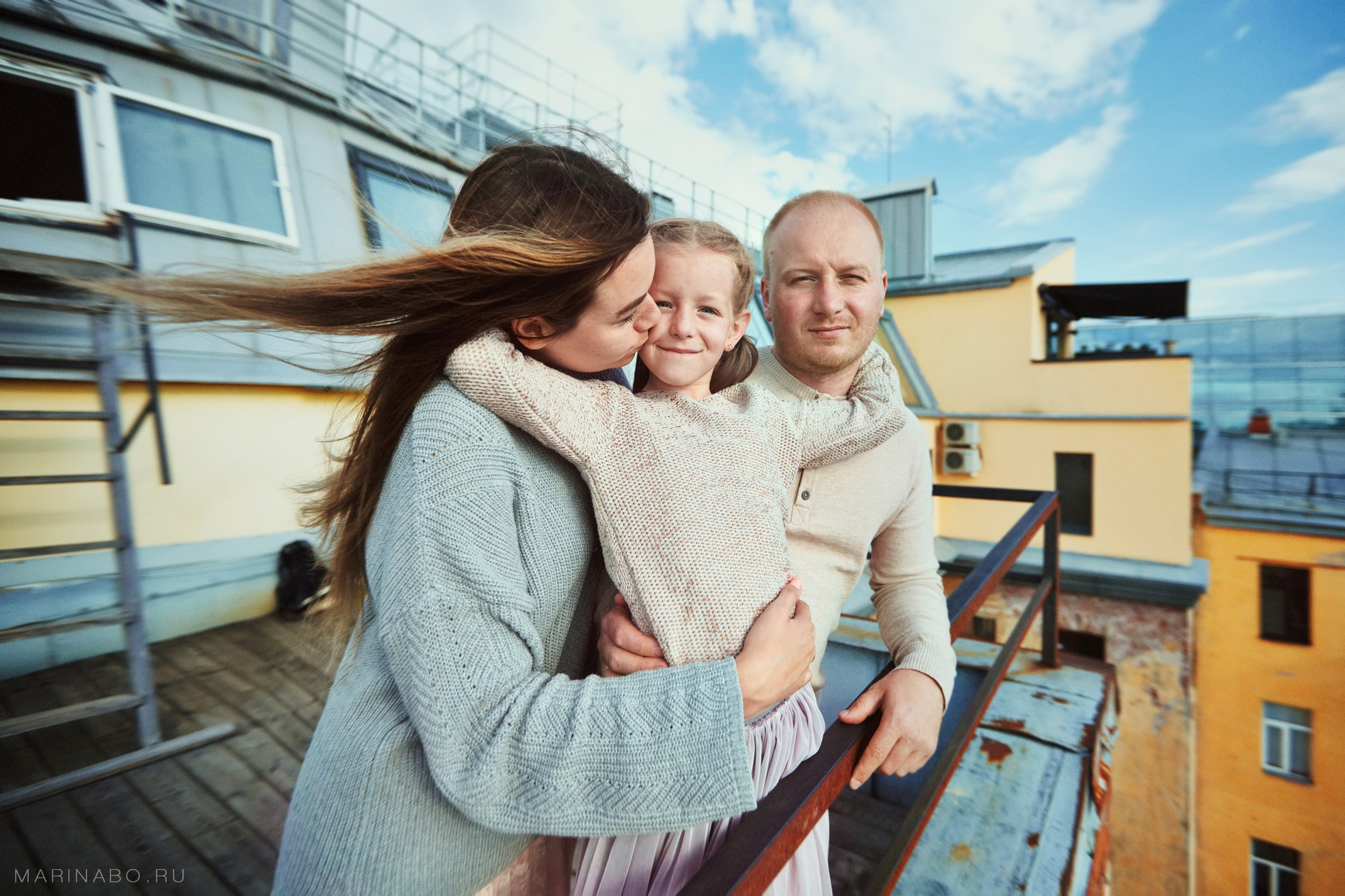 Питер, лето, вечер, крыши - семейная, Lifestyle фотосессия. Семейный Lifestyle фотограф в Санкт-Петербурге Марина Бокшицкая