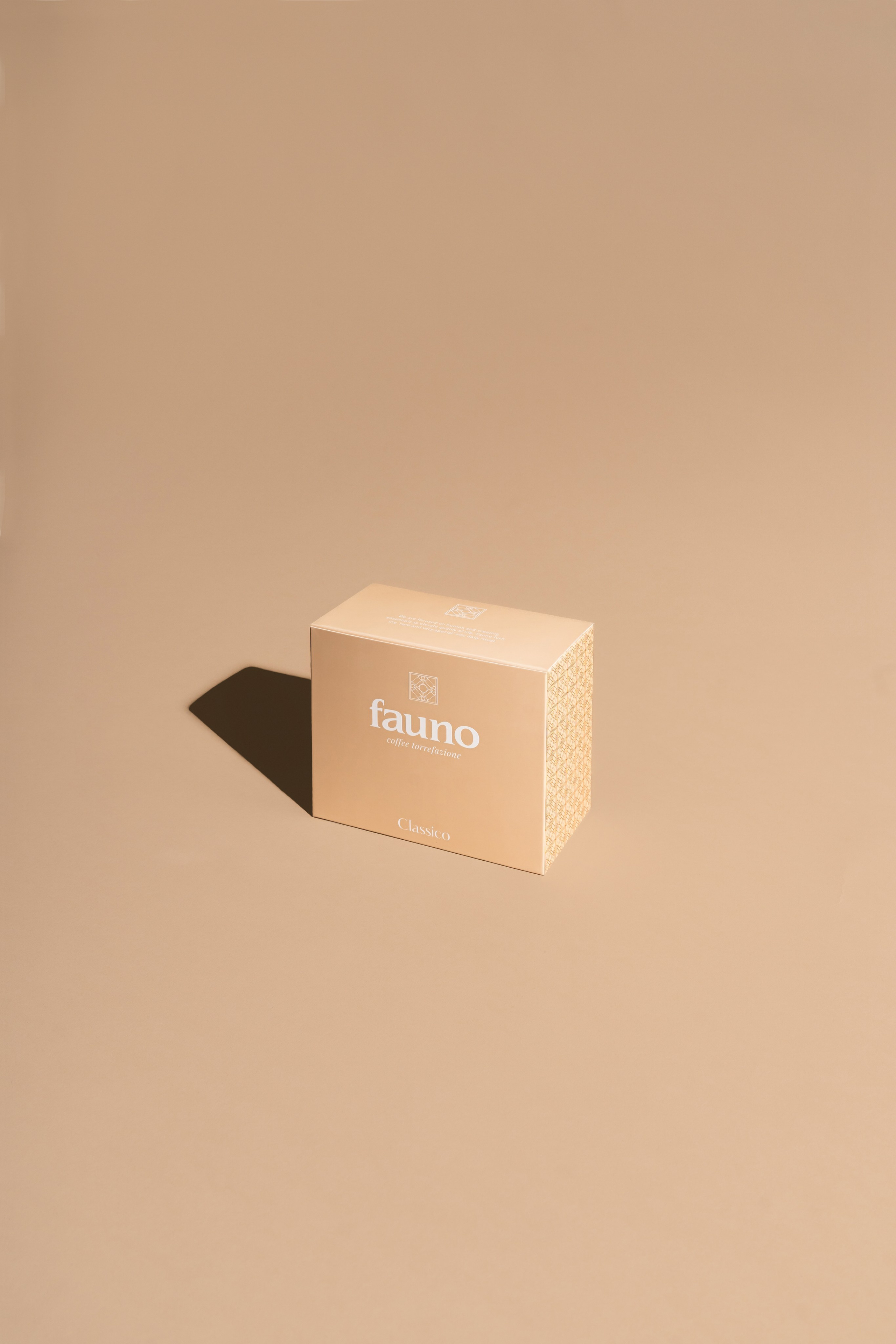 Предметная фотосъёмка для кофейной компании Fauno. Фотограф Илья К. в Москве