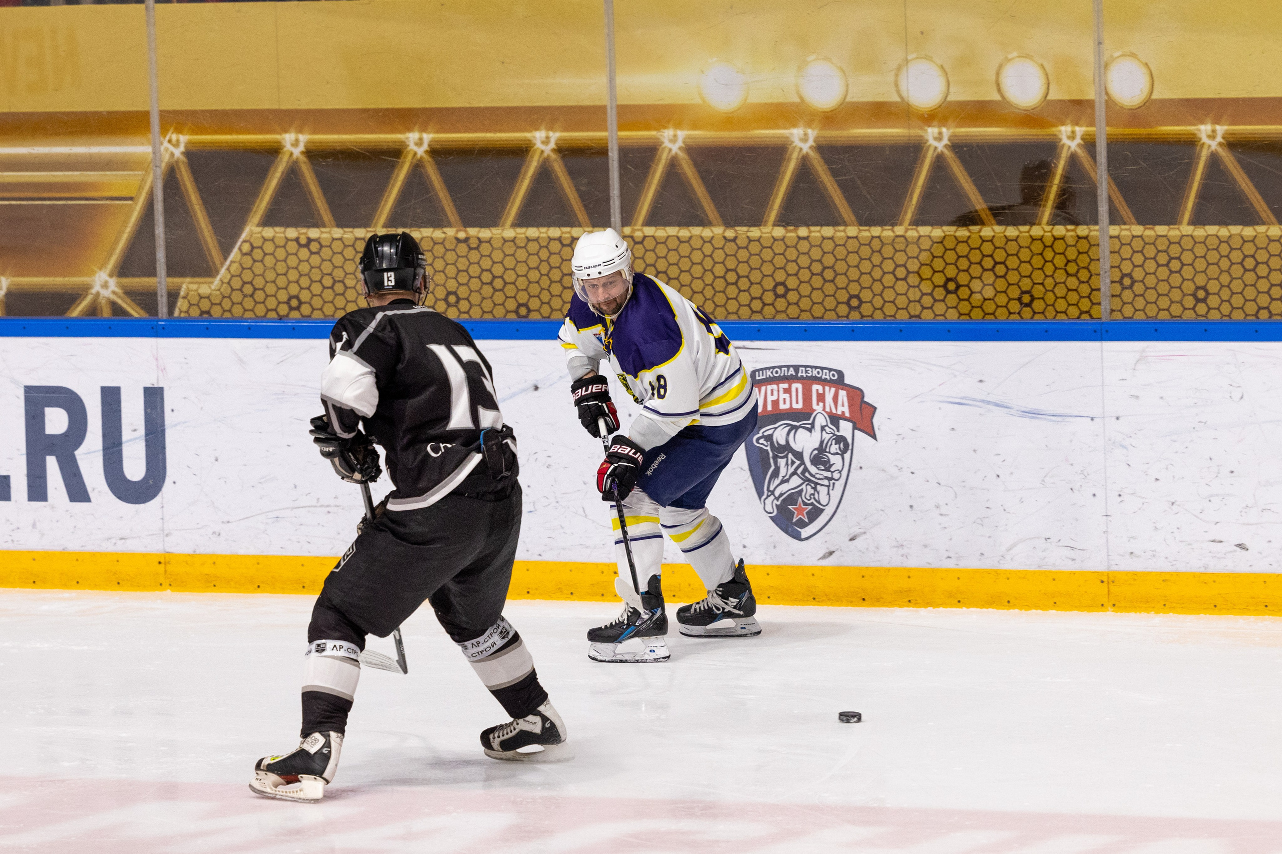 Бульдозер vs. LR-строй. Фотограф Александр Заломаев