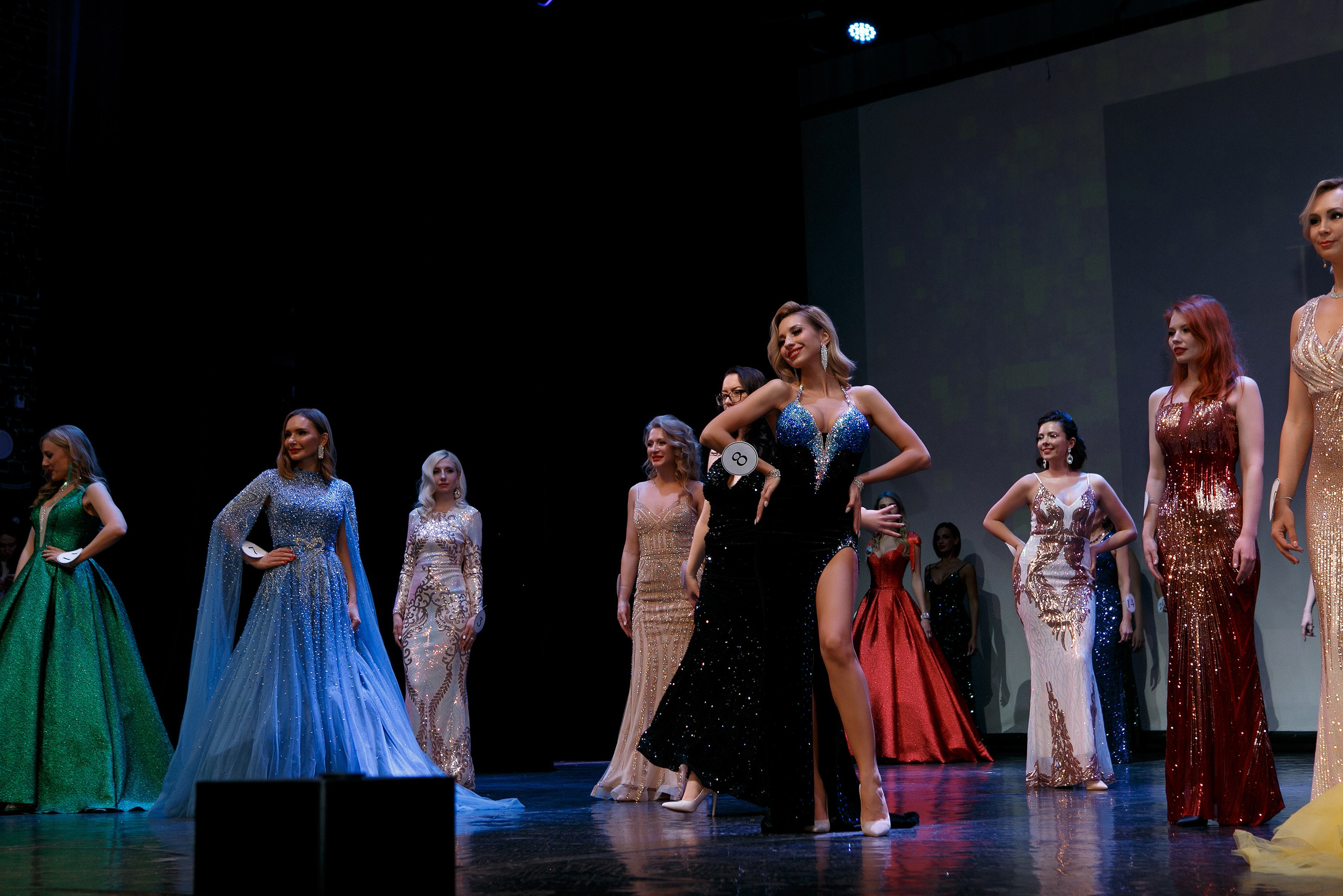 Финал Конкурса Красоты. Контент фотограф, съемка для маркетплейсов, фуд съемка и репортажи в Новосибирске Ралия Галеева