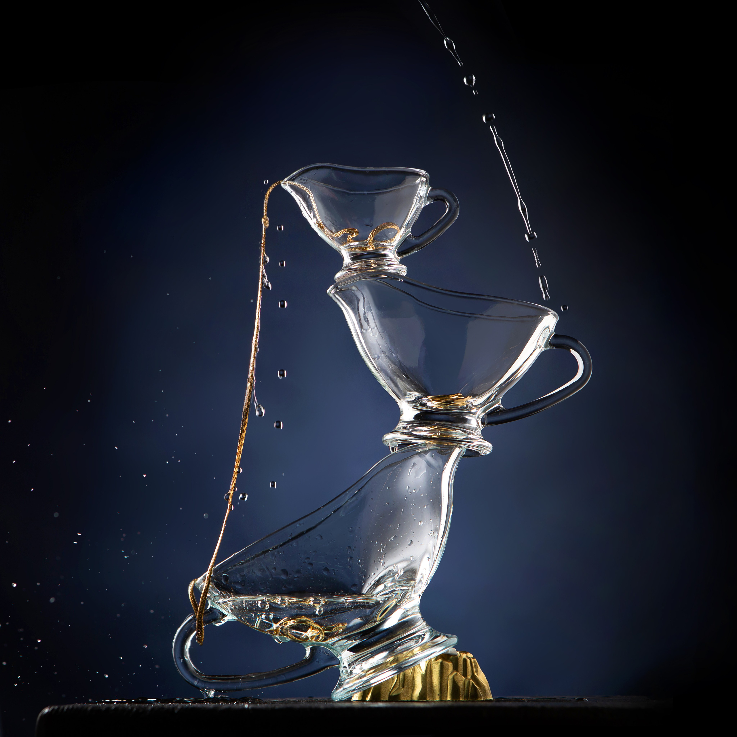 Рекламные фото. Стекло. Фотограф Мария Кольцова