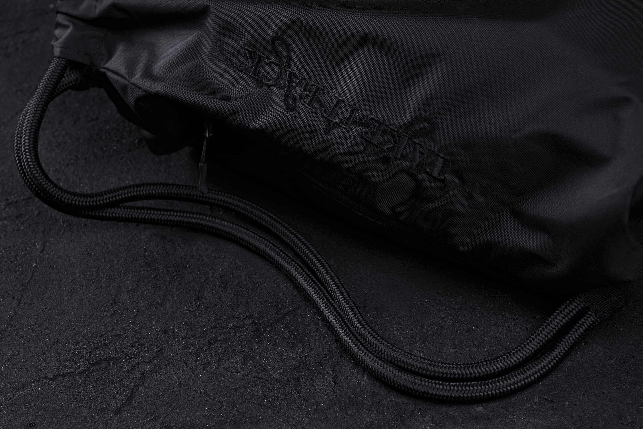 Предметная съемка рюкзаков от Эдгара. Свадебный, предметный и портретный фотограф в Волгограде