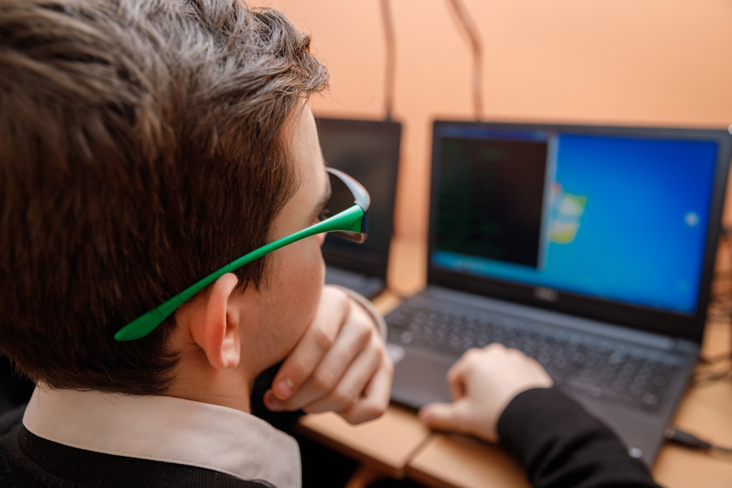 ОТ ЗВОНКА ДО ЗВОНКА. Марина Ушакова. Фотограф. Выпускные альбомы. г. Краснодар