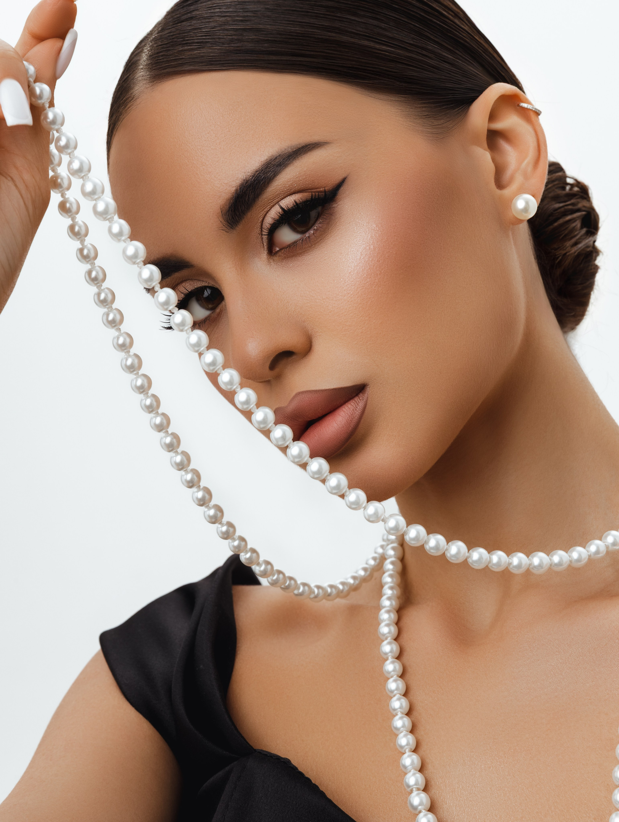 MOON SECRET JEWERLY. Фотограф для маркетплейсов в Москве Озерова Кристина