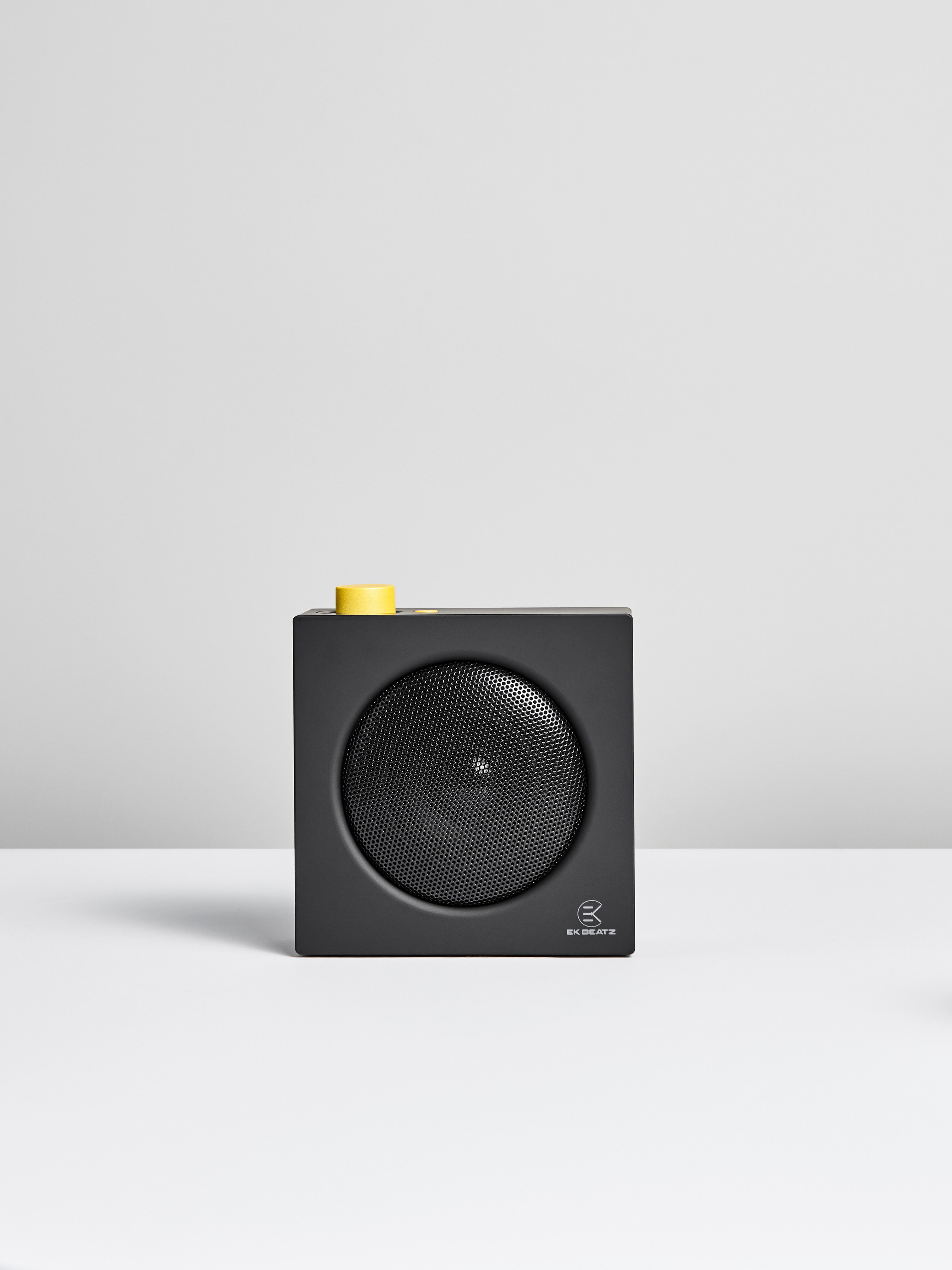 EK BEATZ. Фотограф для маркетплейсов в Москве Озерова Кристина