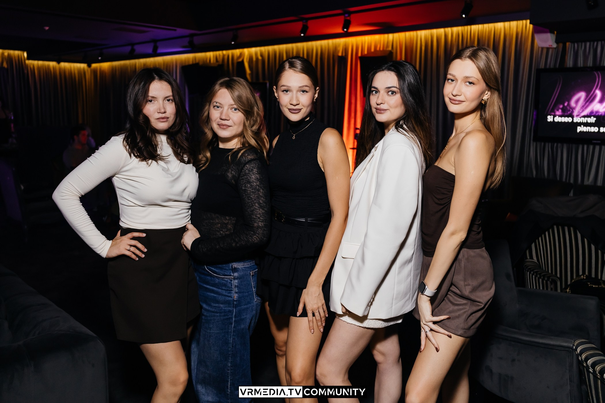 Выходные в караоке-баре «Volna»