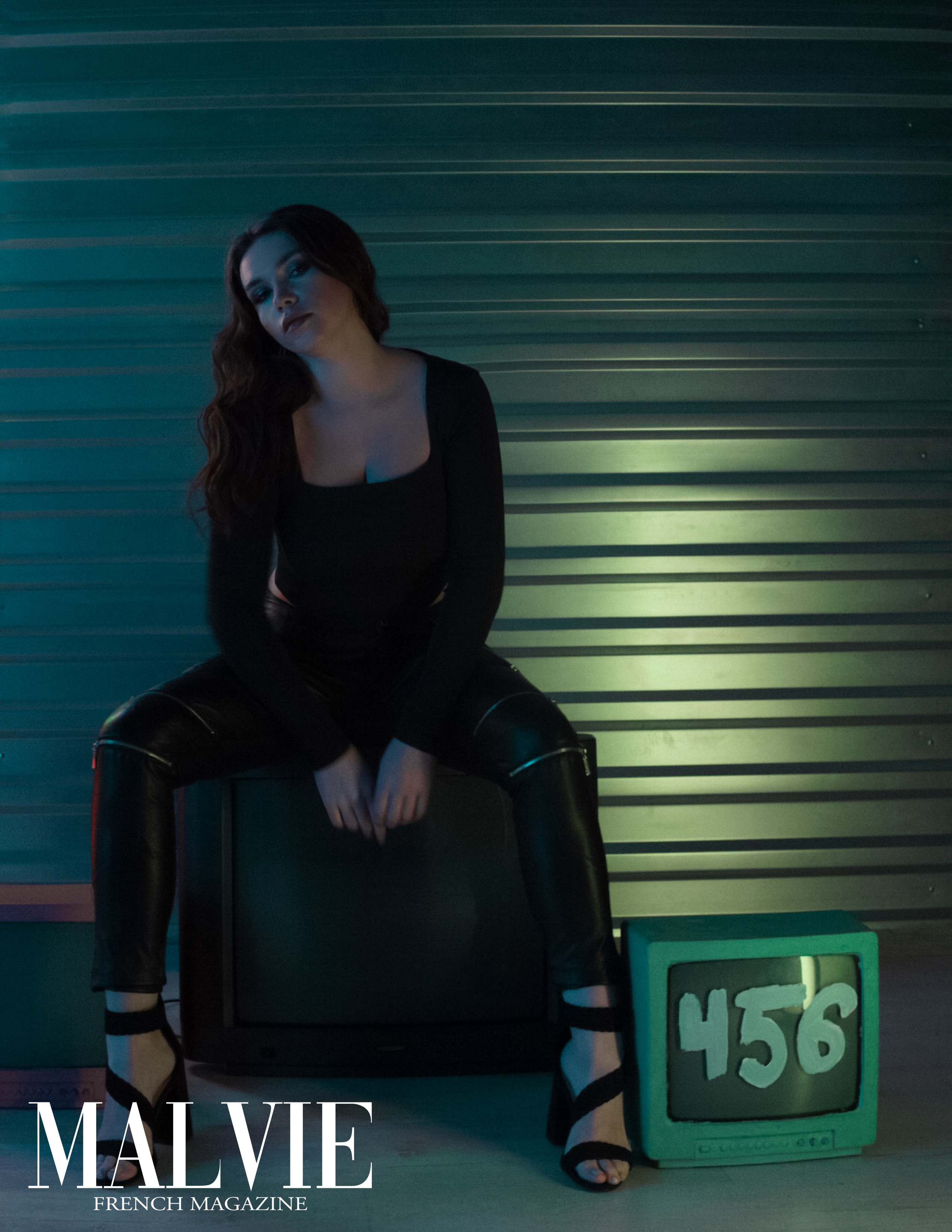 MALVIE Magazine, Neon. Фотограф в Минске Света Григорьева