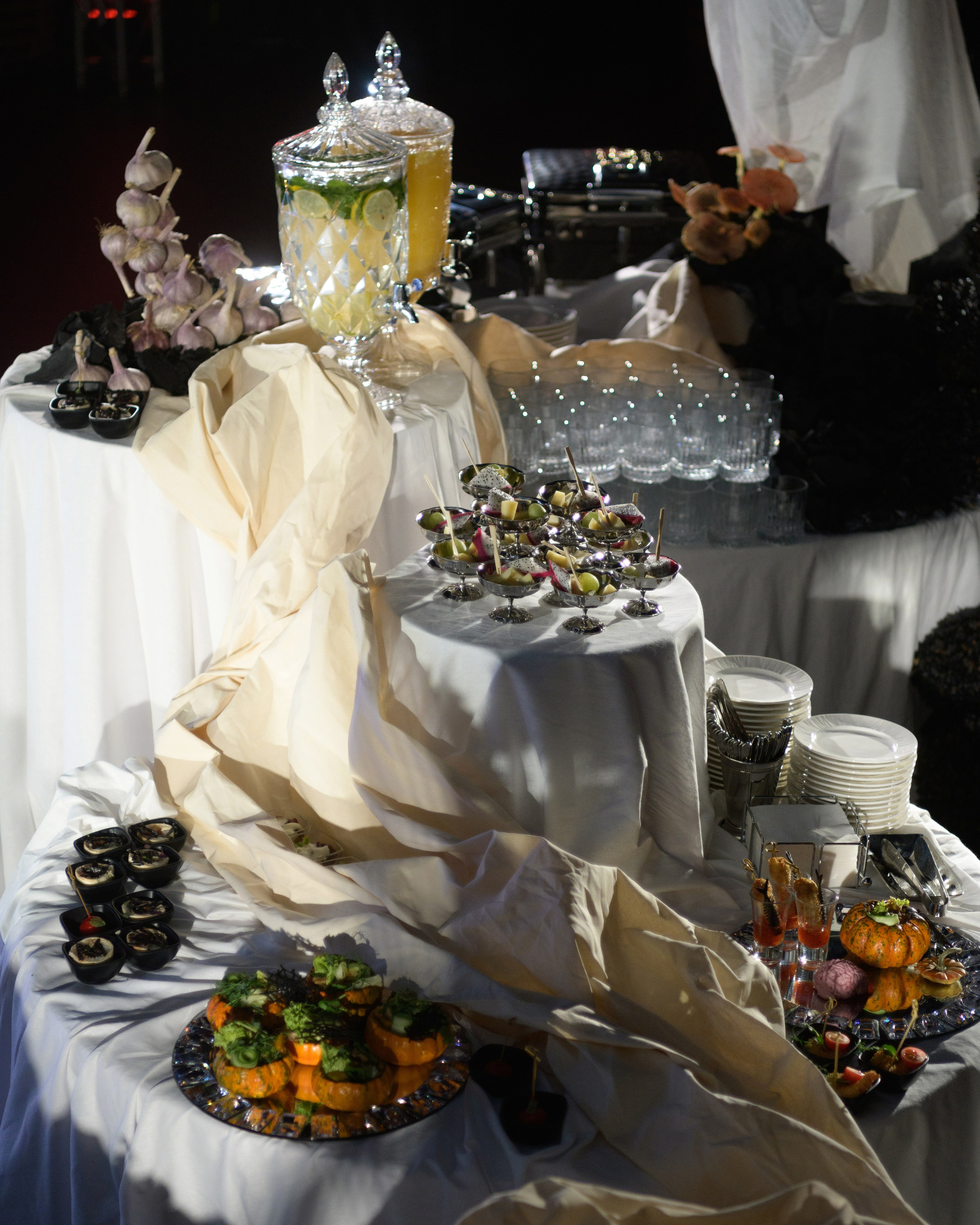 Decor by Favorite catering. Свадебный фотограф в Минске