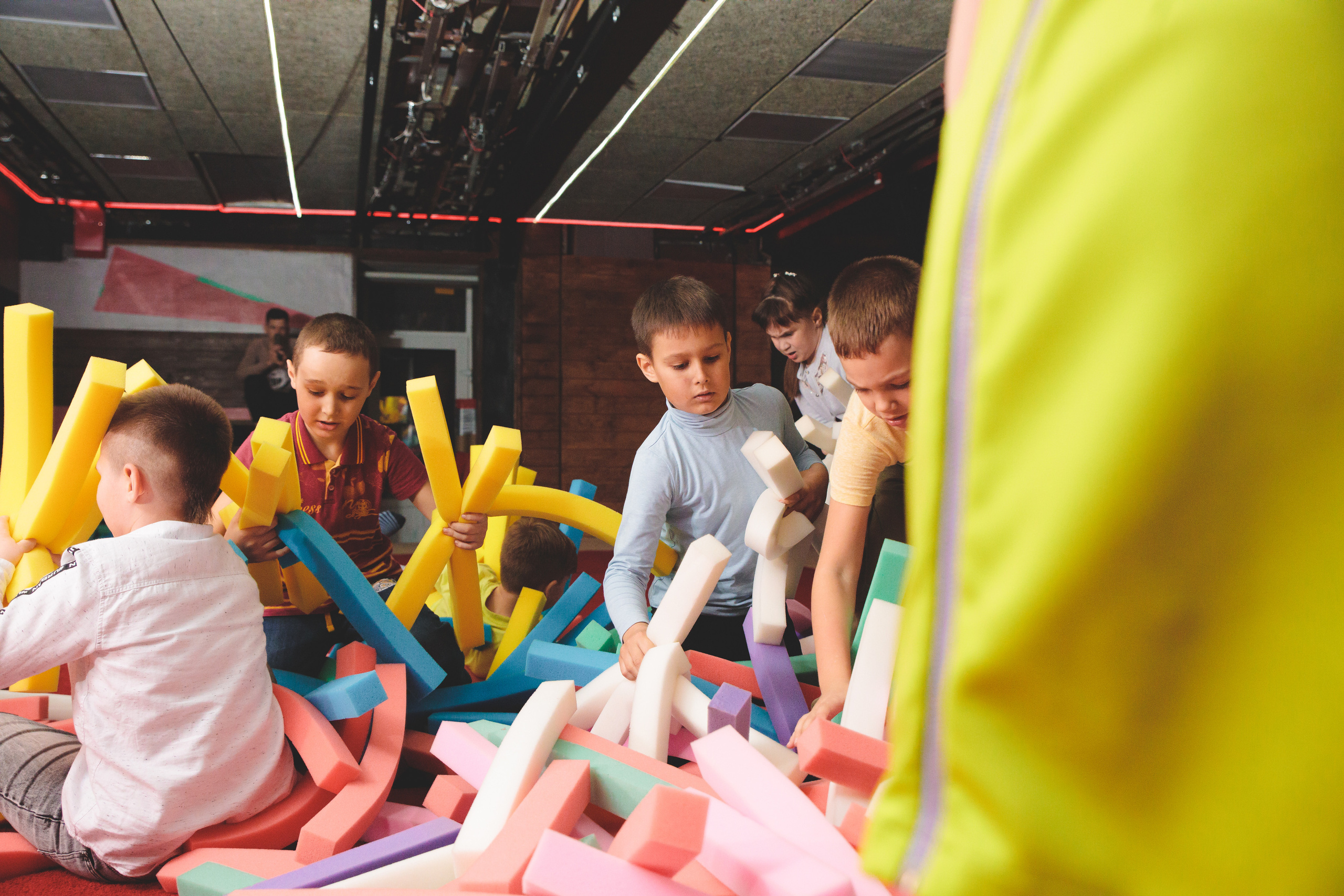 Артёму 8 лет (праздники на 5+). Сайт фотографа Марина Ефанова