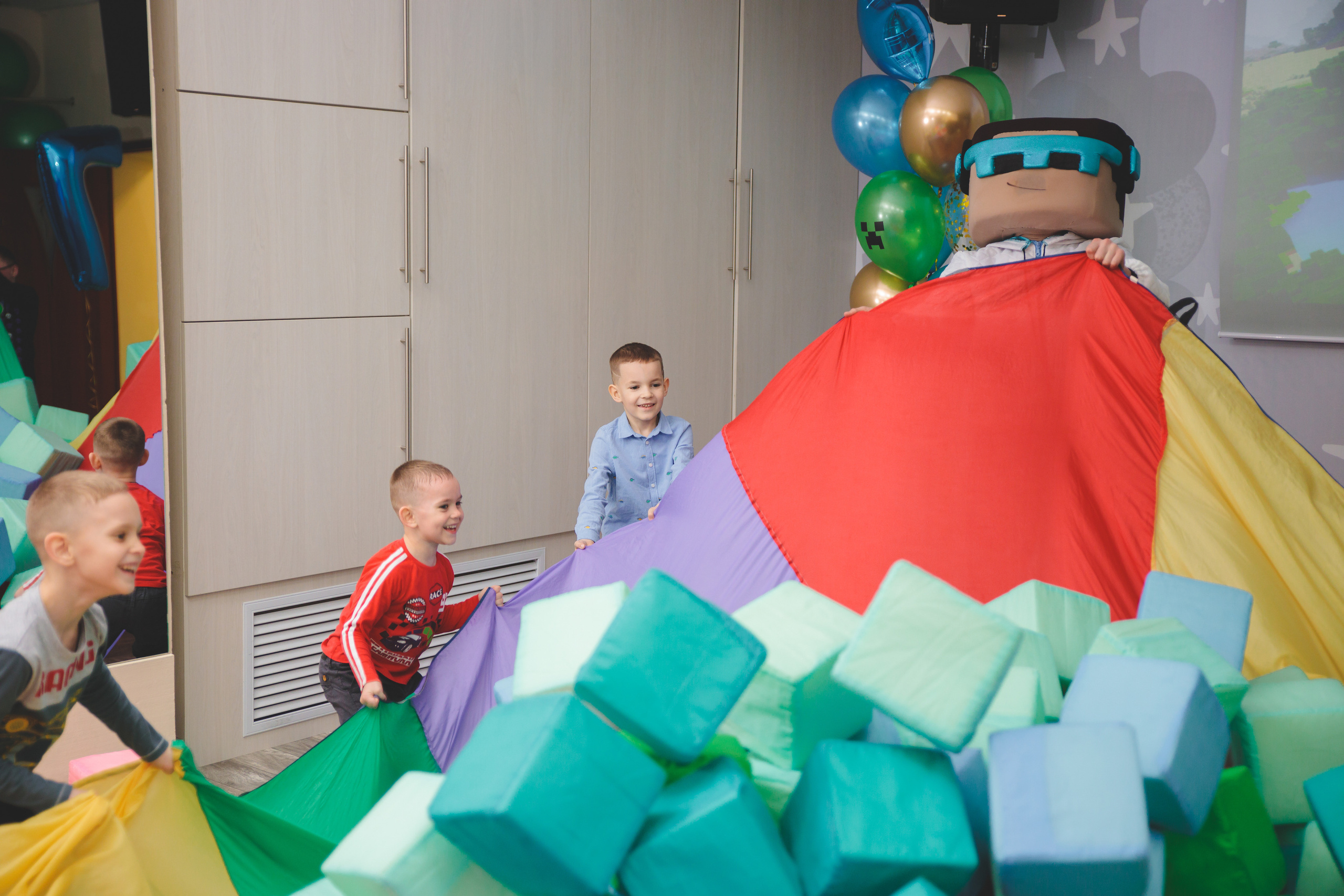 7 лет Артёму («давай поиграем»). Сайт фотографа Марина Ефанова