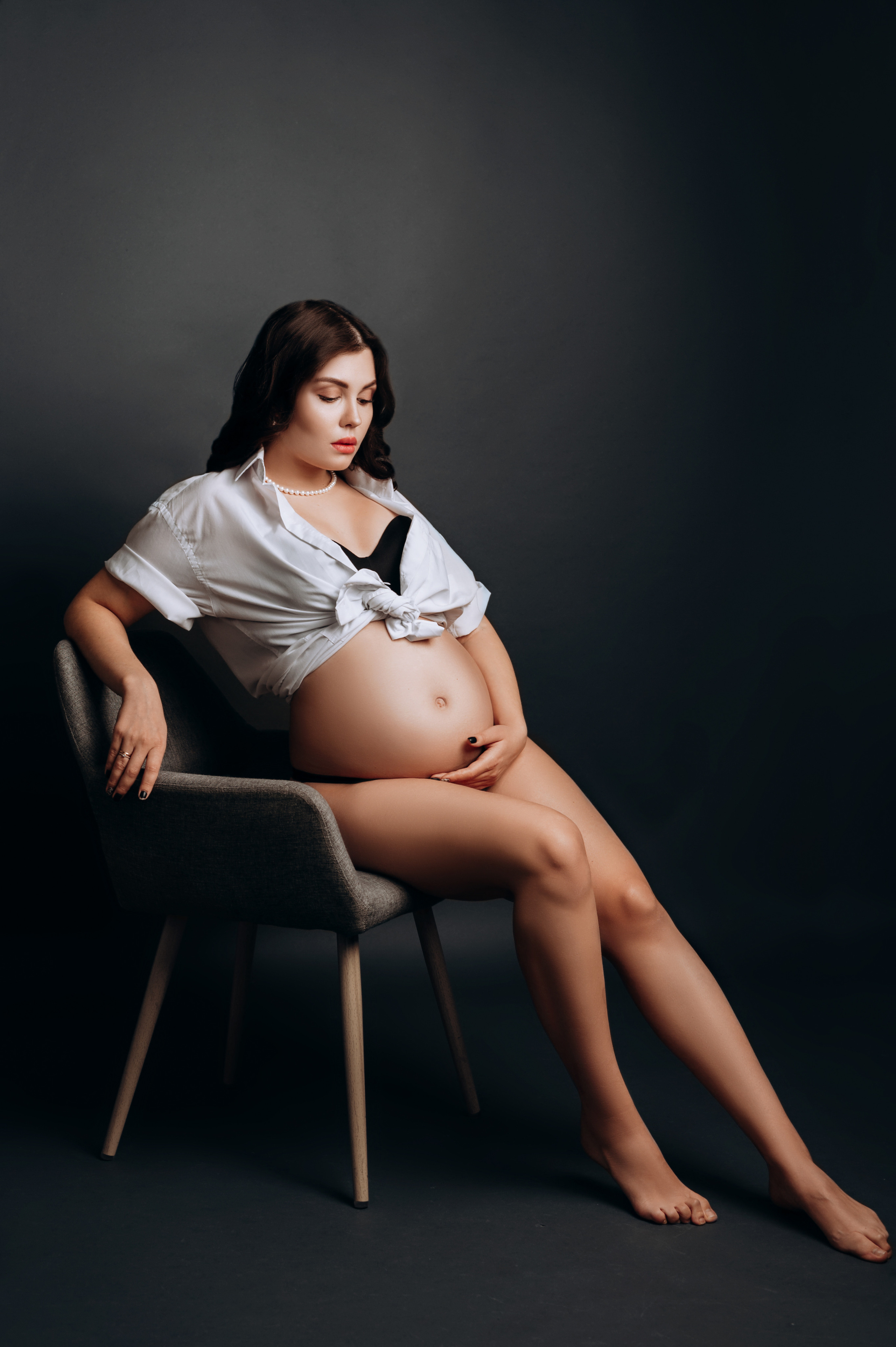 Фотосессия беременности в студии 