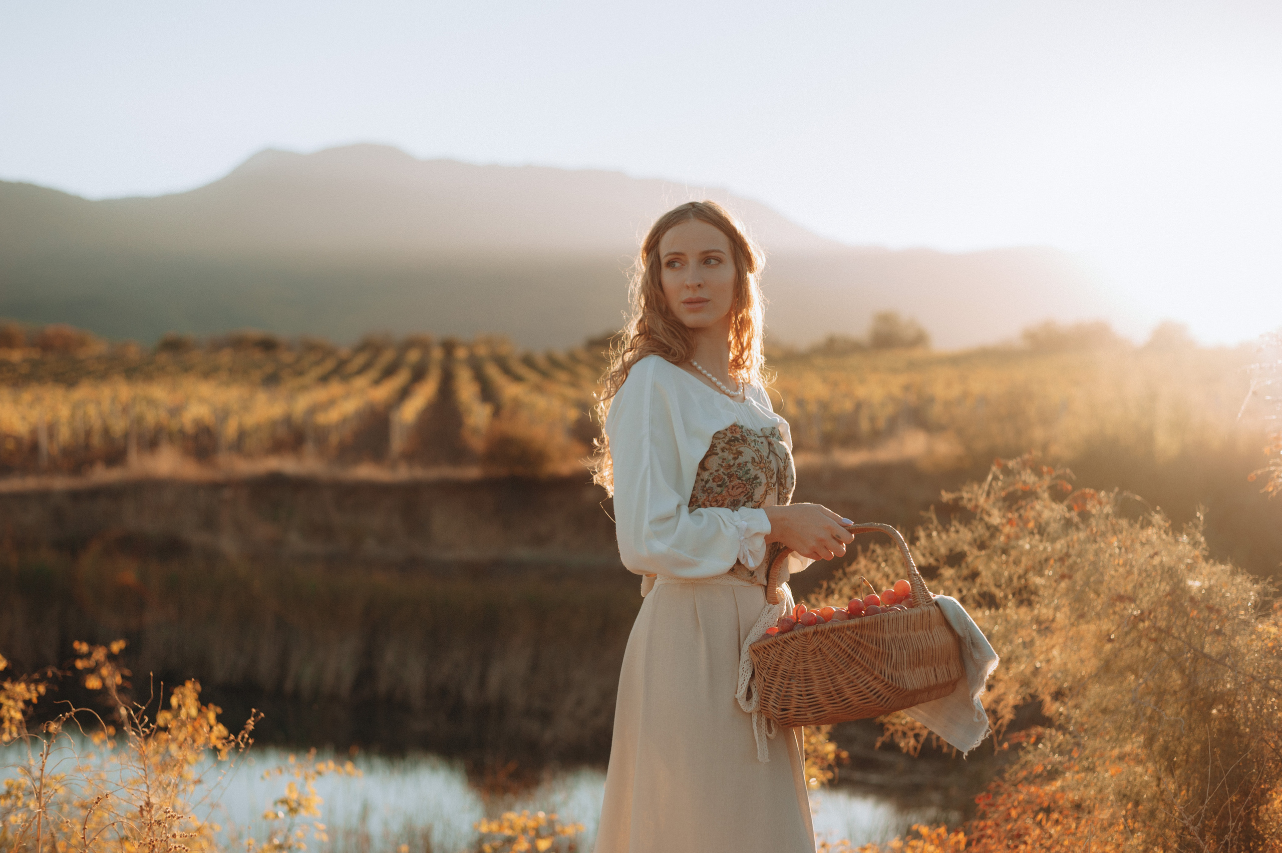 Марго | Сбор урожая. Портретный свадебный фотограф Крым | Евгения Щитенко