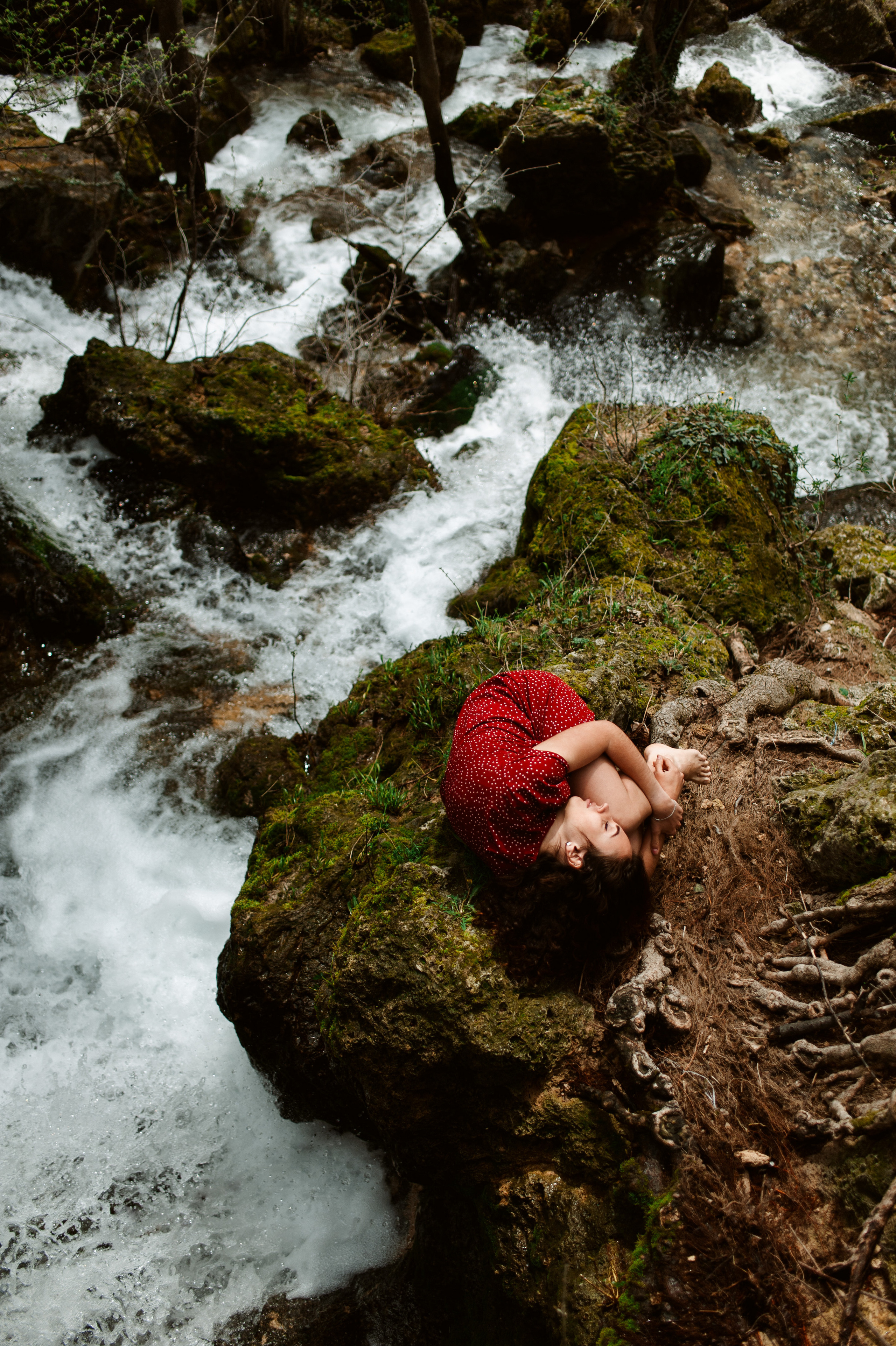 Маша | Съемка у реки. Портретный свадебный фотограф Крым | Евгения Щитенко