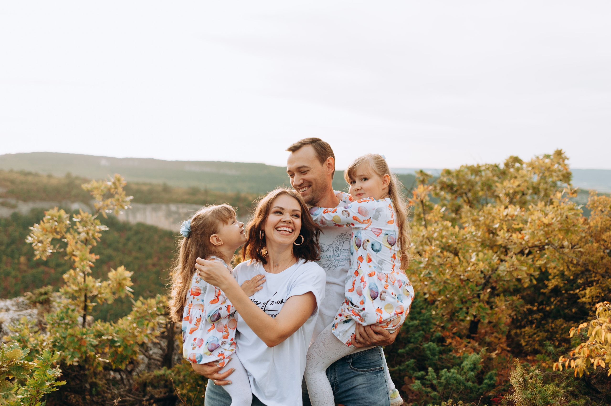 Семейная съемка на закате. Портретный свадебный фотограф Крым | Евгения Щитенко