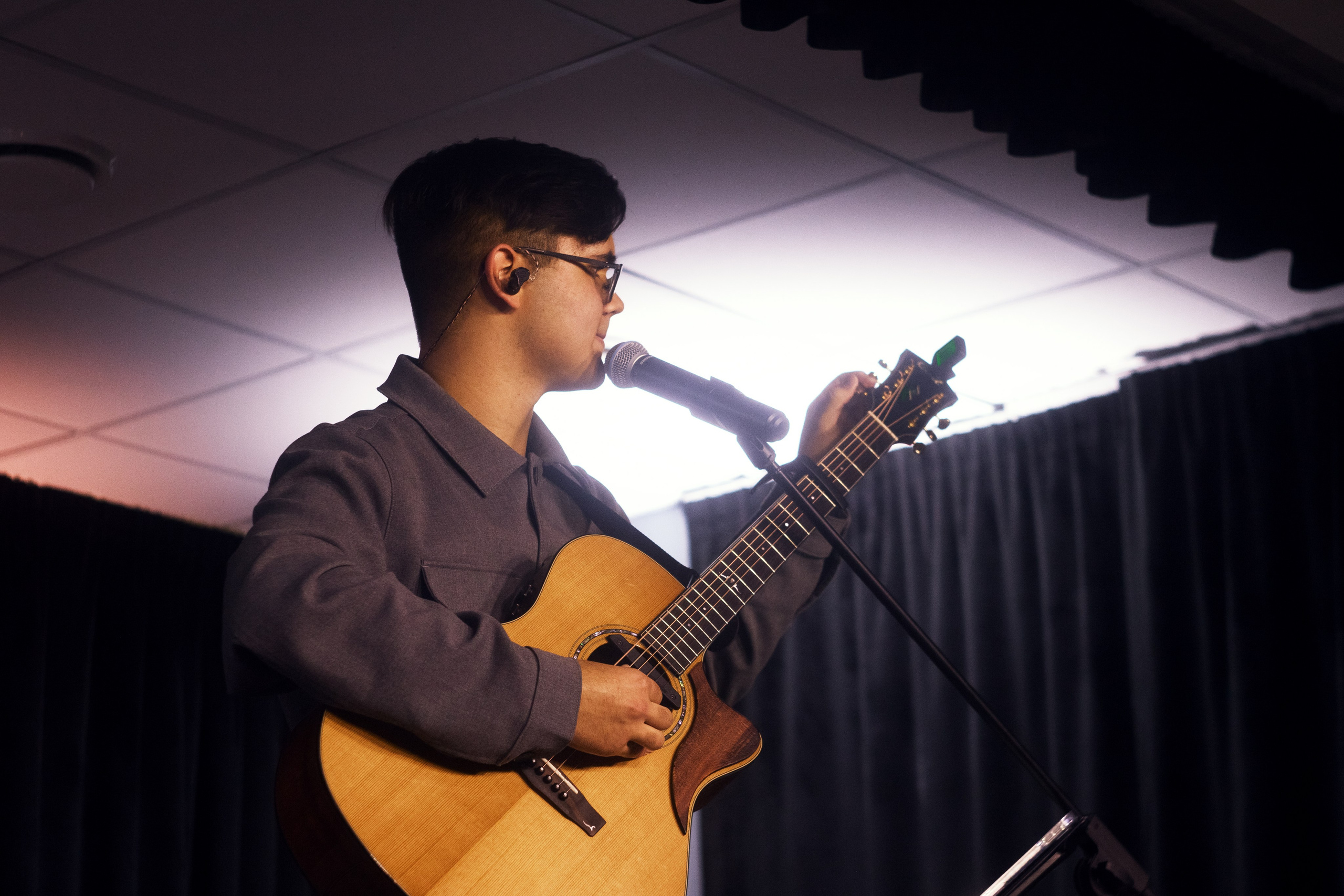 Дамир. Сольный концерт. Design Muginov