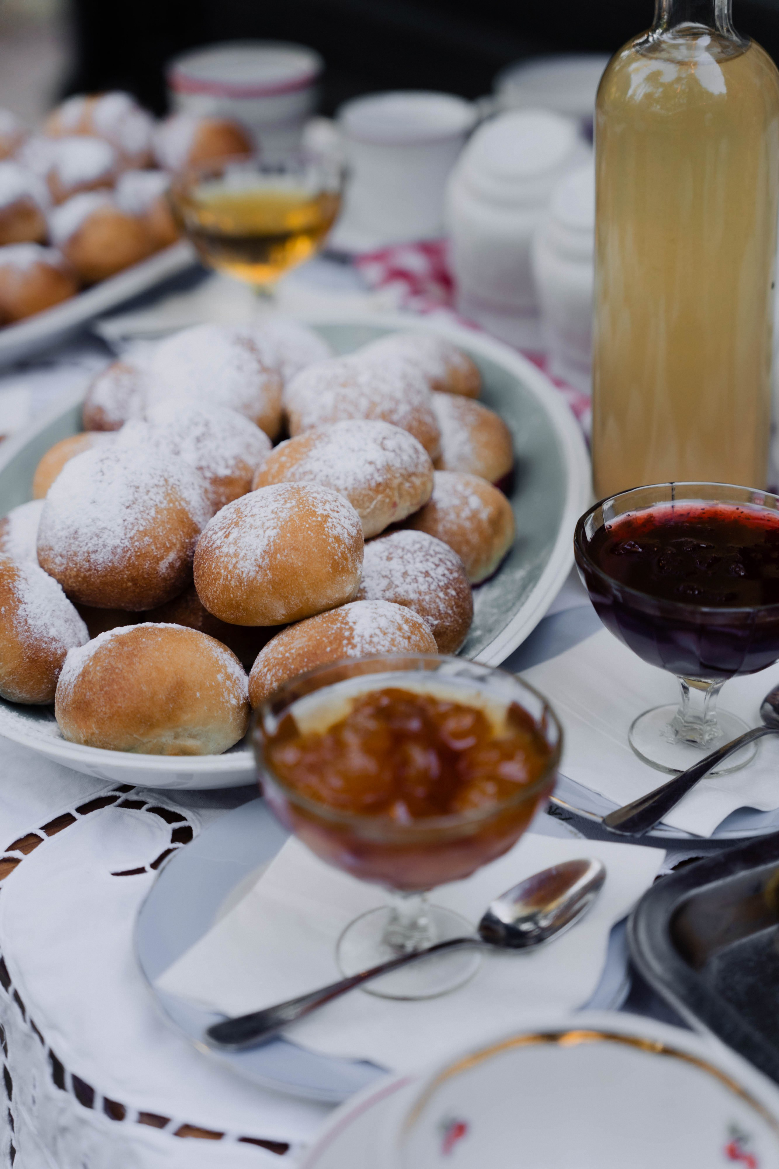 Встреча в «Робине» Переделкино. ФОТОГРАФ КСЕНИЯ СОСНОВСКАЯ