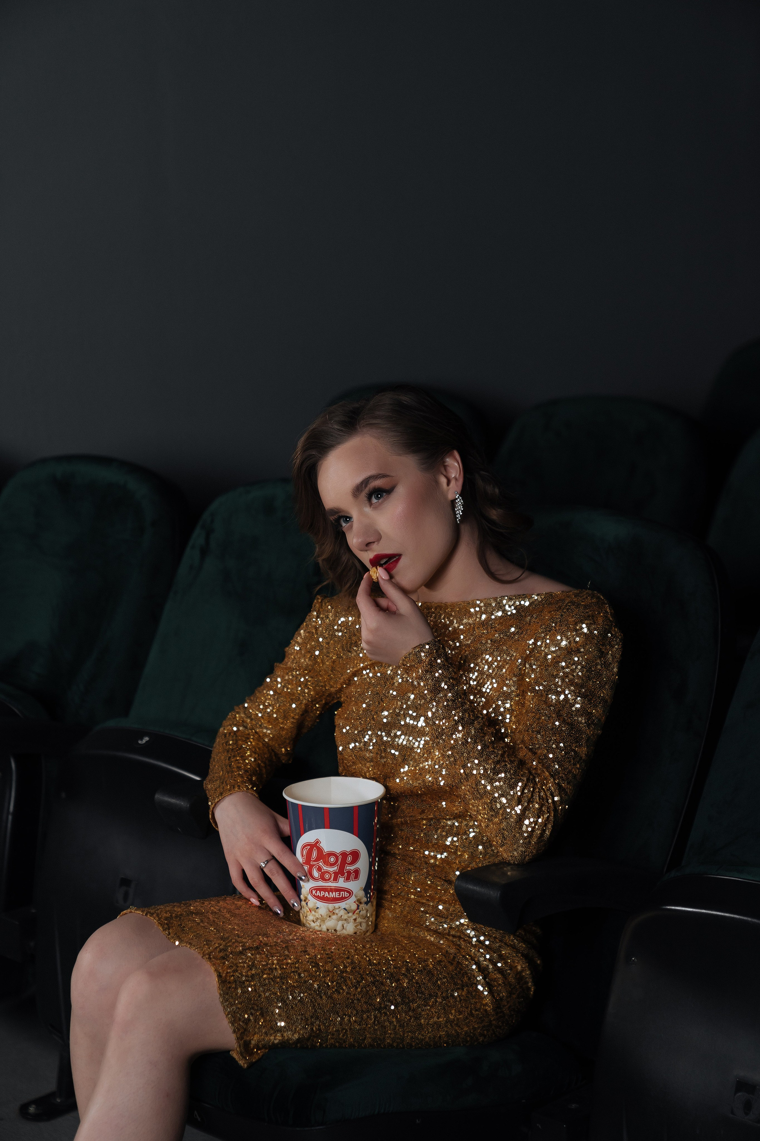 20 сезон 1 серия. Оля Киселева фотограф в Выксе