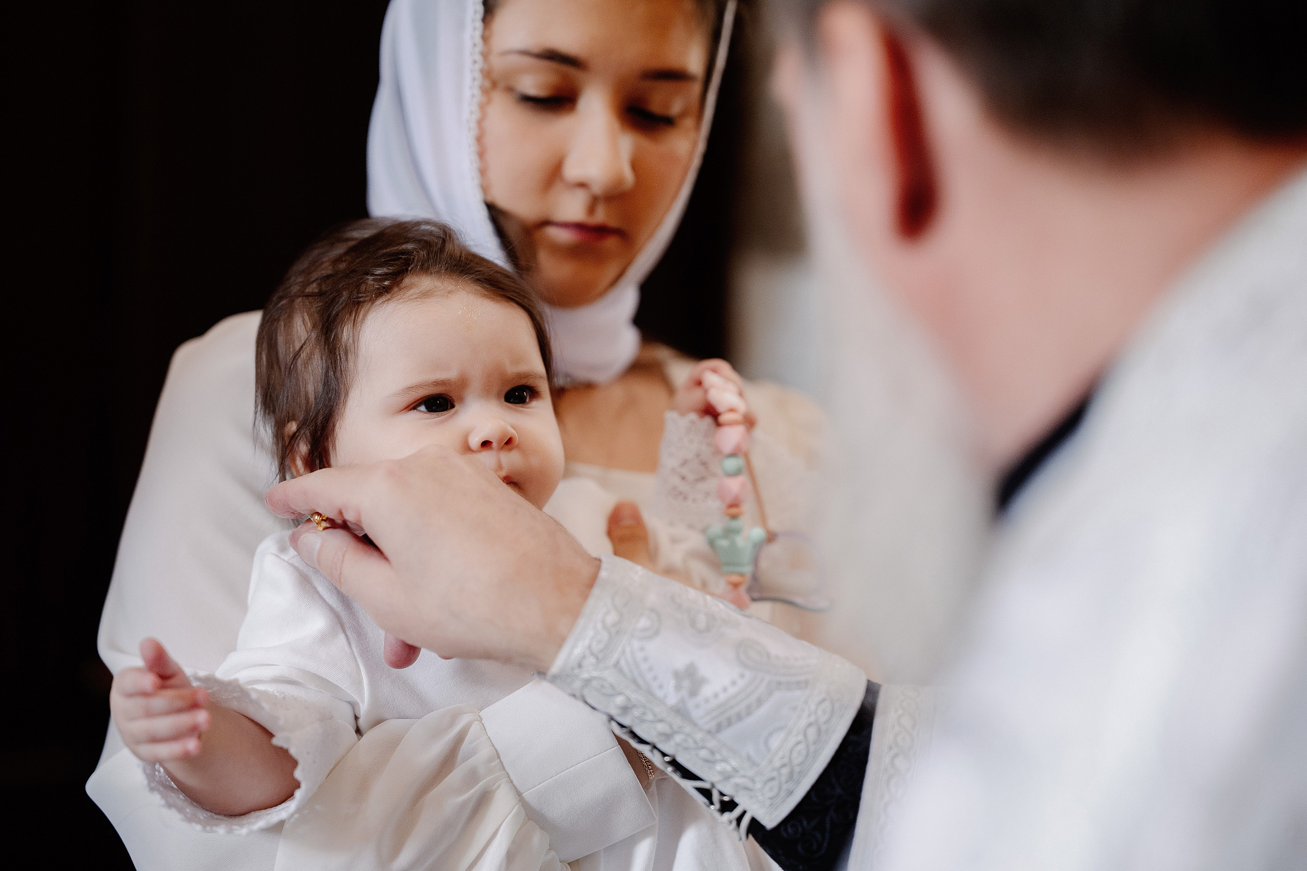 Таинство крещения Снежаны. Фотограф на Крещение и Венчание в Красноярске Рамазанова Юлия