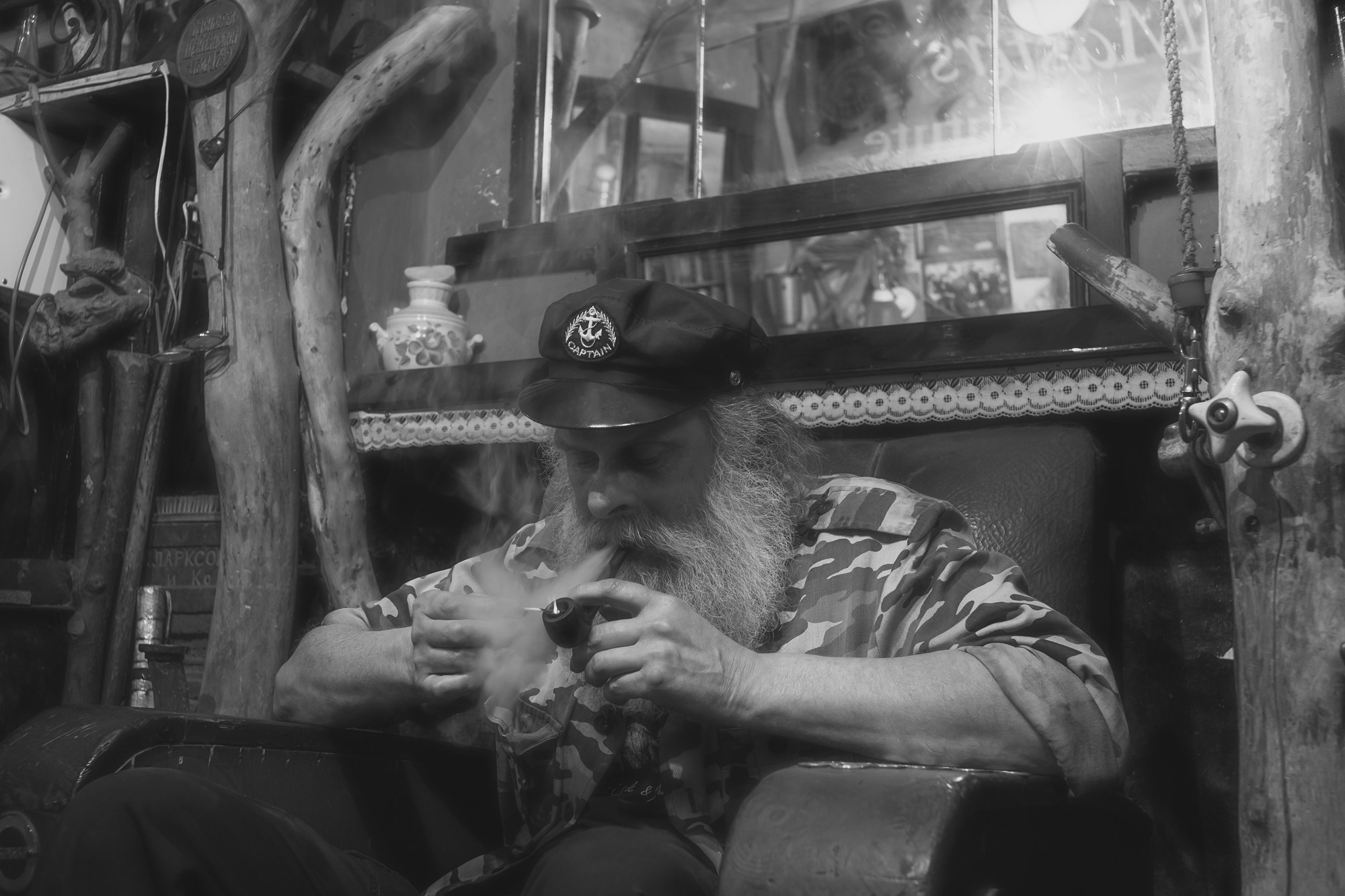 Портреты и истории