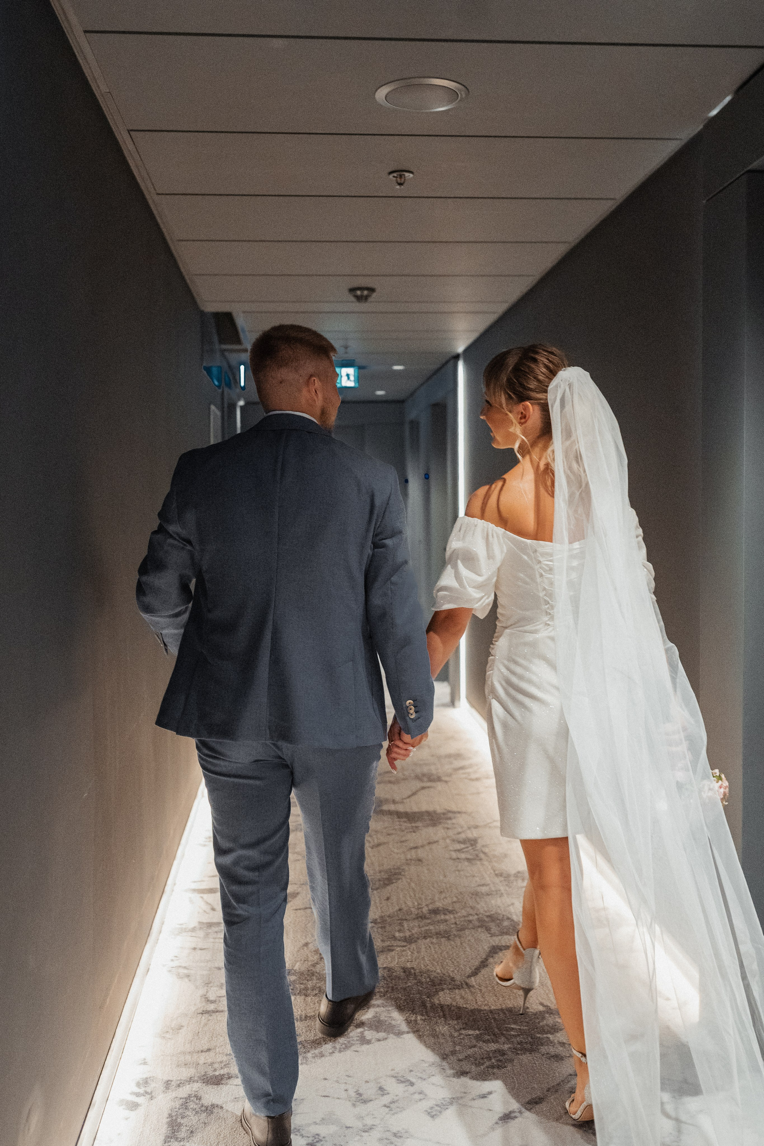 Артем и Анастасия, Mariott Taganskaya. Свадебный фотограф в Москве Анна Полушина