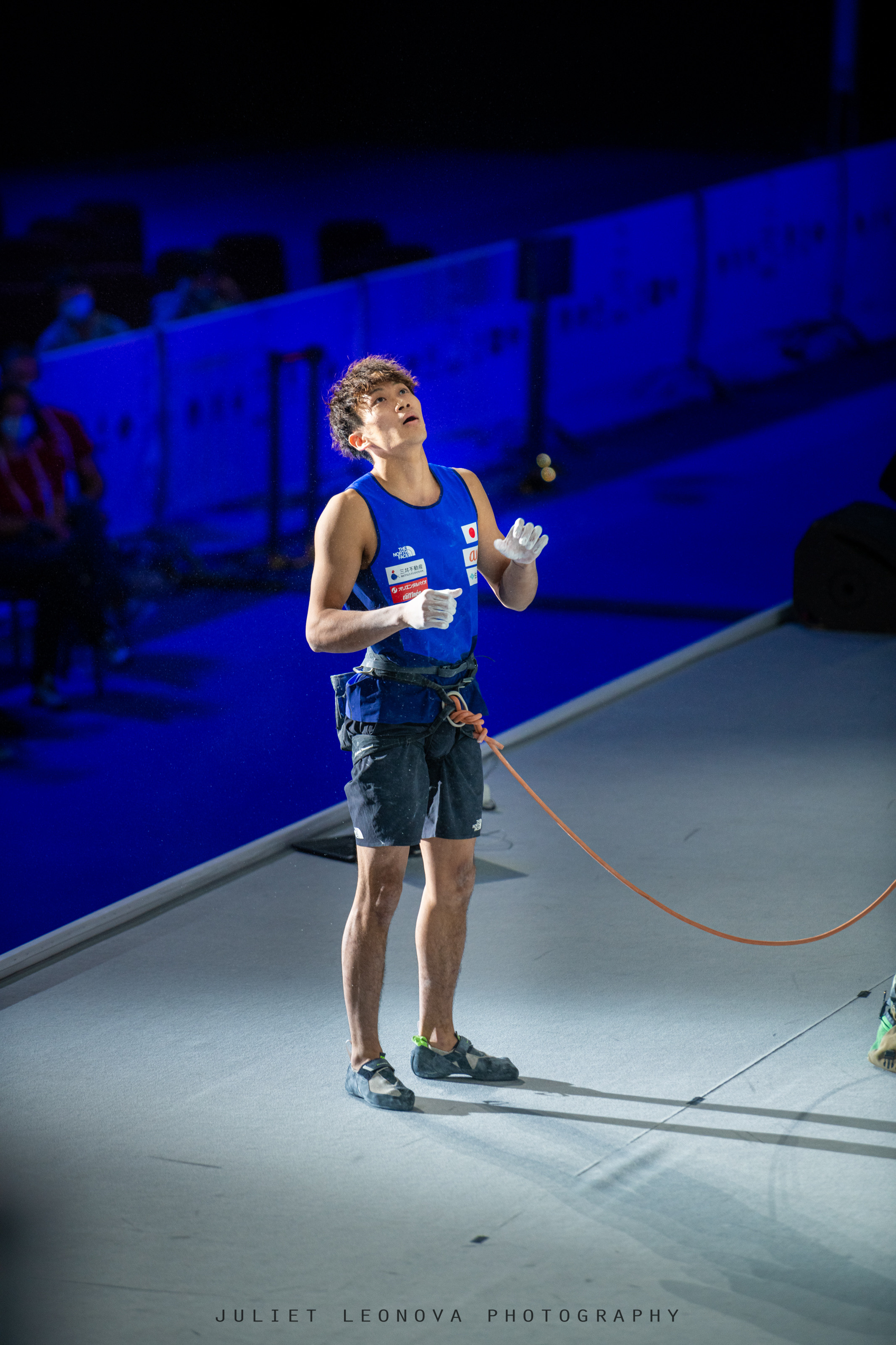 IFSC world championship lead Ogata Yoshiyuki.