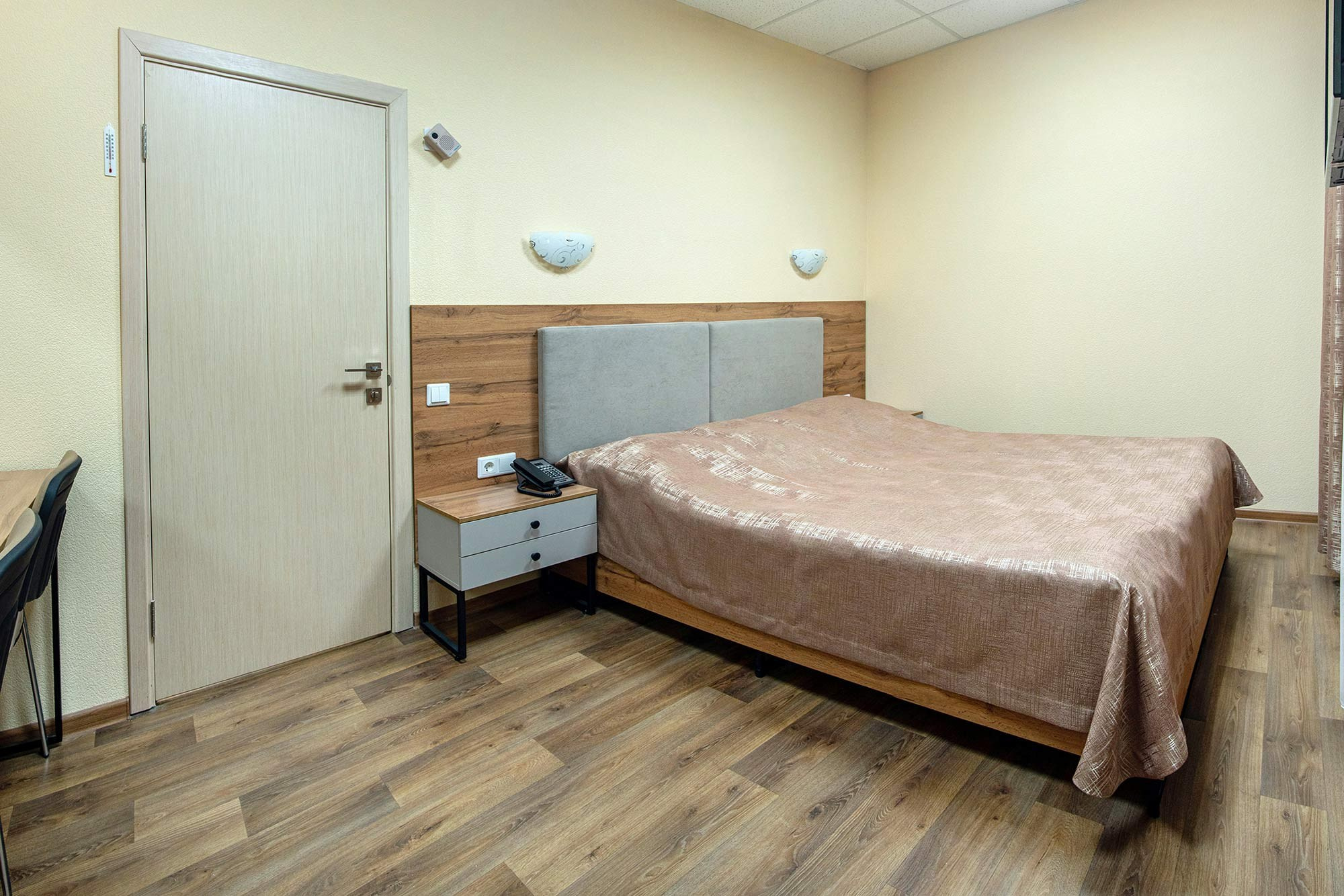 Однокомнатный номер без балкона 1 корпус. Санаторий Нижне-Ивкино