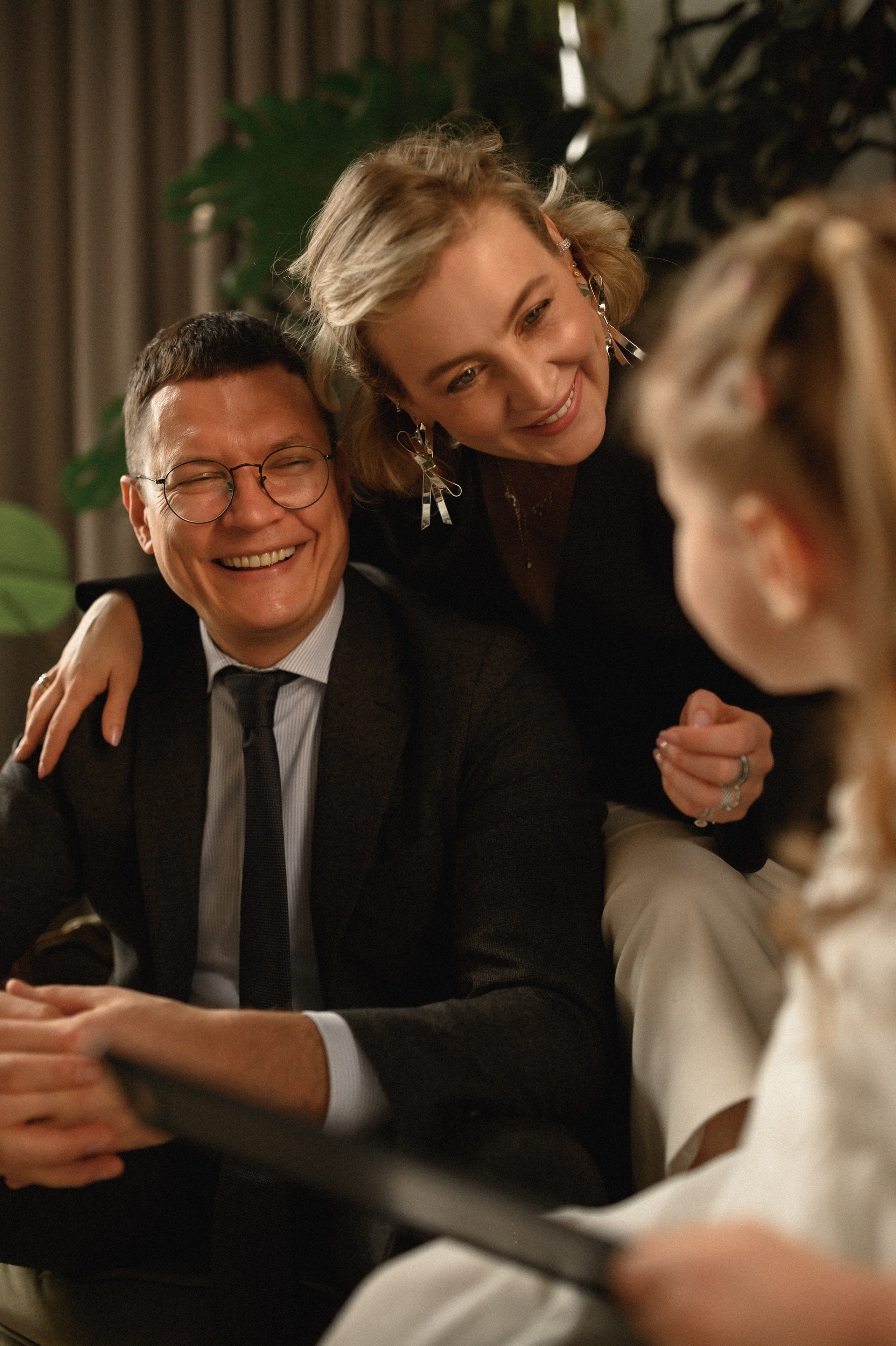 Андрей, Оля и Таисия в студии Пространство. Семейный и свадебный lifestyle-фотограф в Москве Мария Петрова