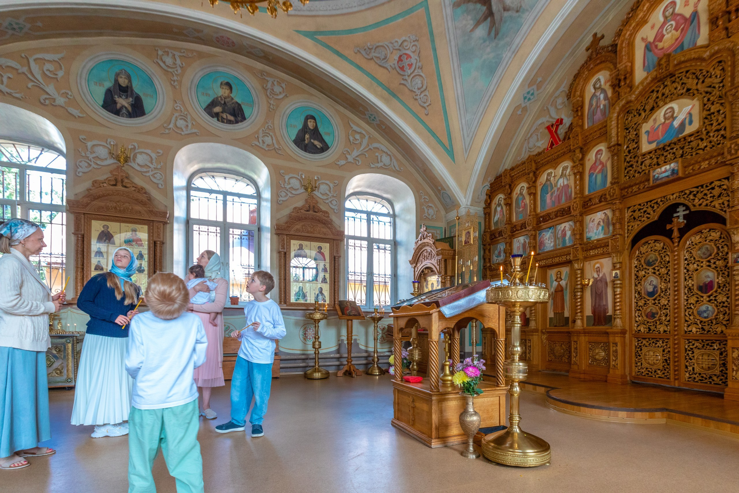 Крещение в Храме Серафима Саровского в Туле. Фотограф в Туле Крупский АнДРей. Фотостудия «КАДР71» в Туле