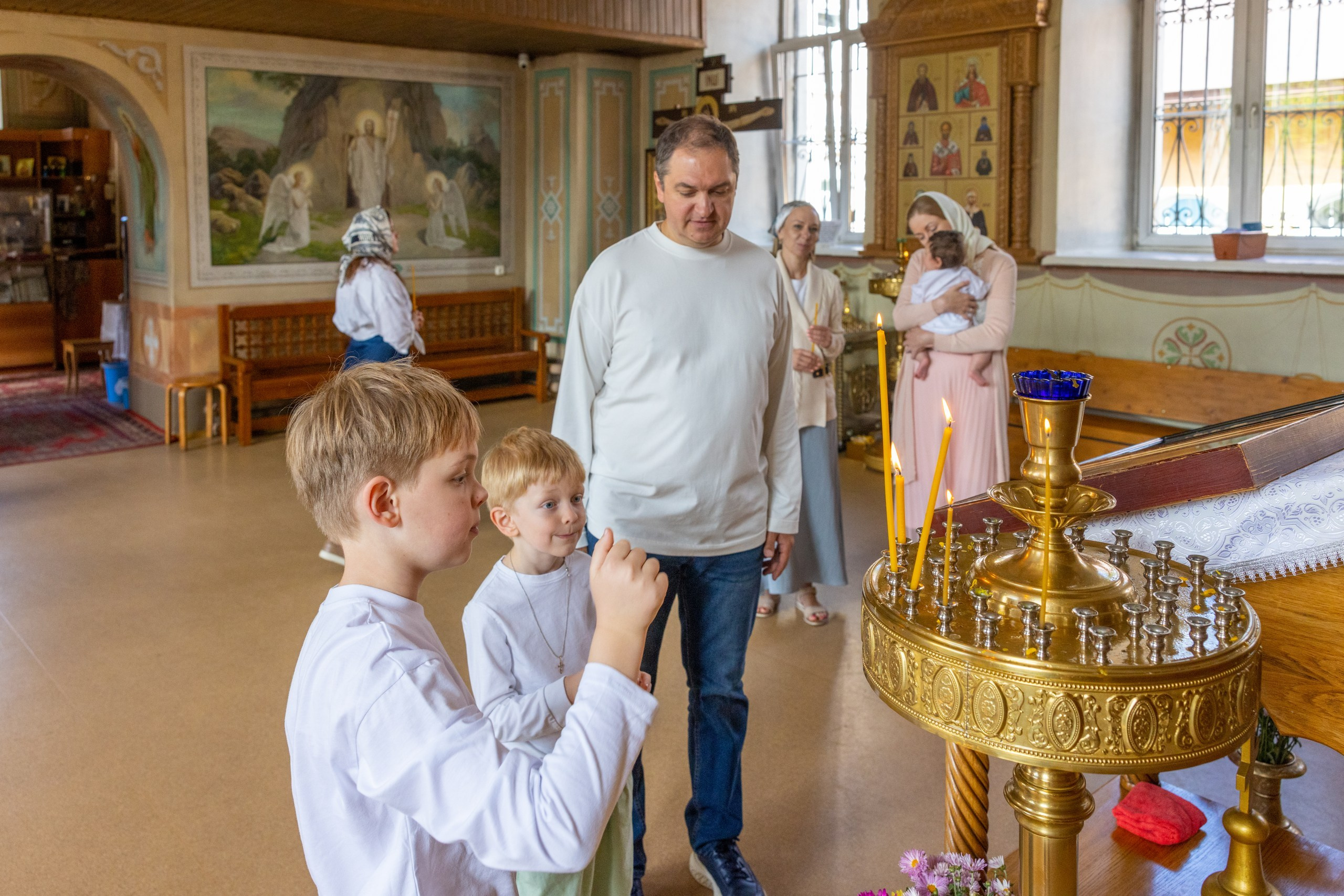 Крещение в Храме Серафима Саровского в Туле. Фотограф в Туле Крупский АнДРей. Фотостудия «КАДР71» в Туле