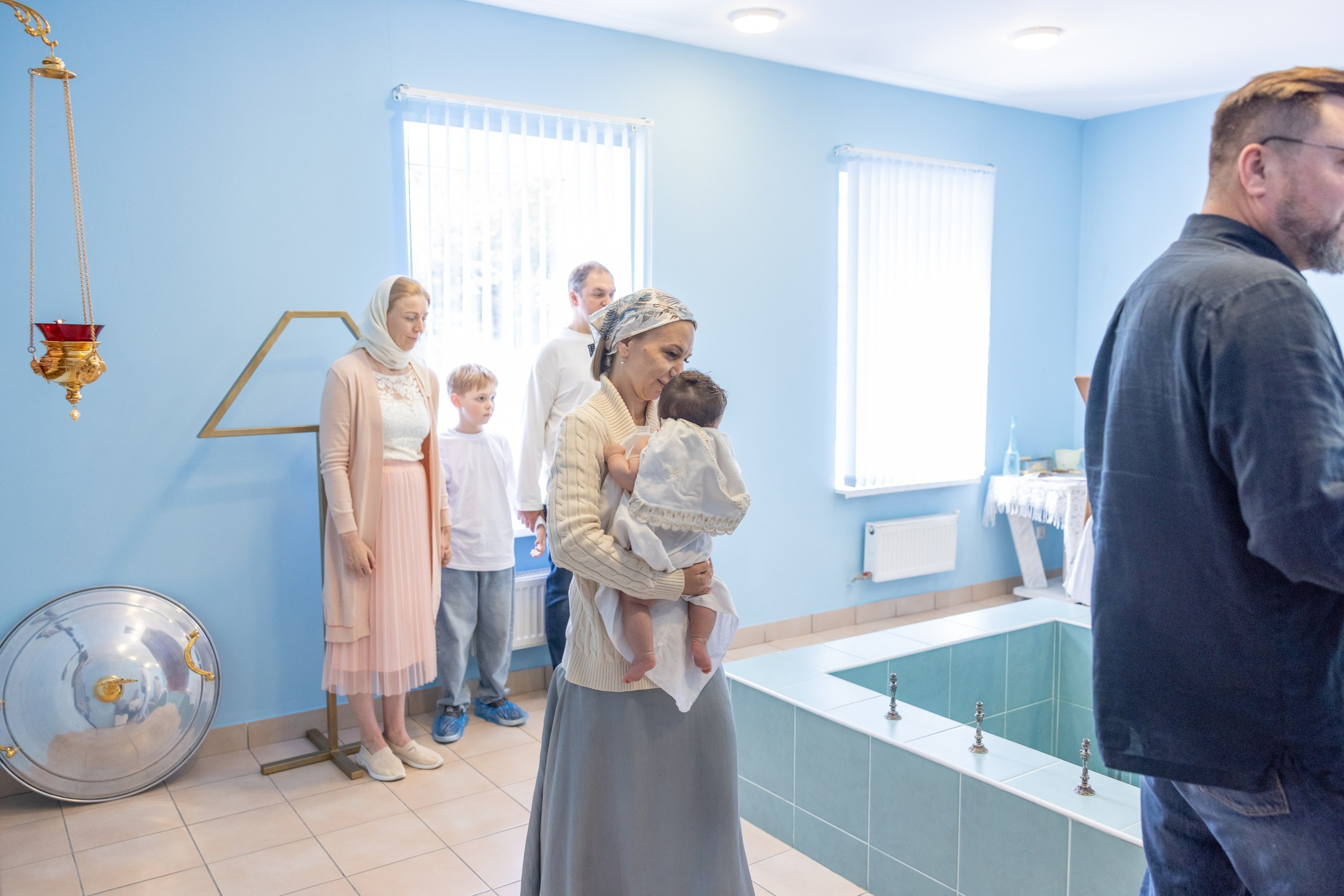 Крещение в Храме Серафима Саровского в Туле. Фотограф в Туле Крупский АнДРей. Фотостудия «КАДР71» в Туле