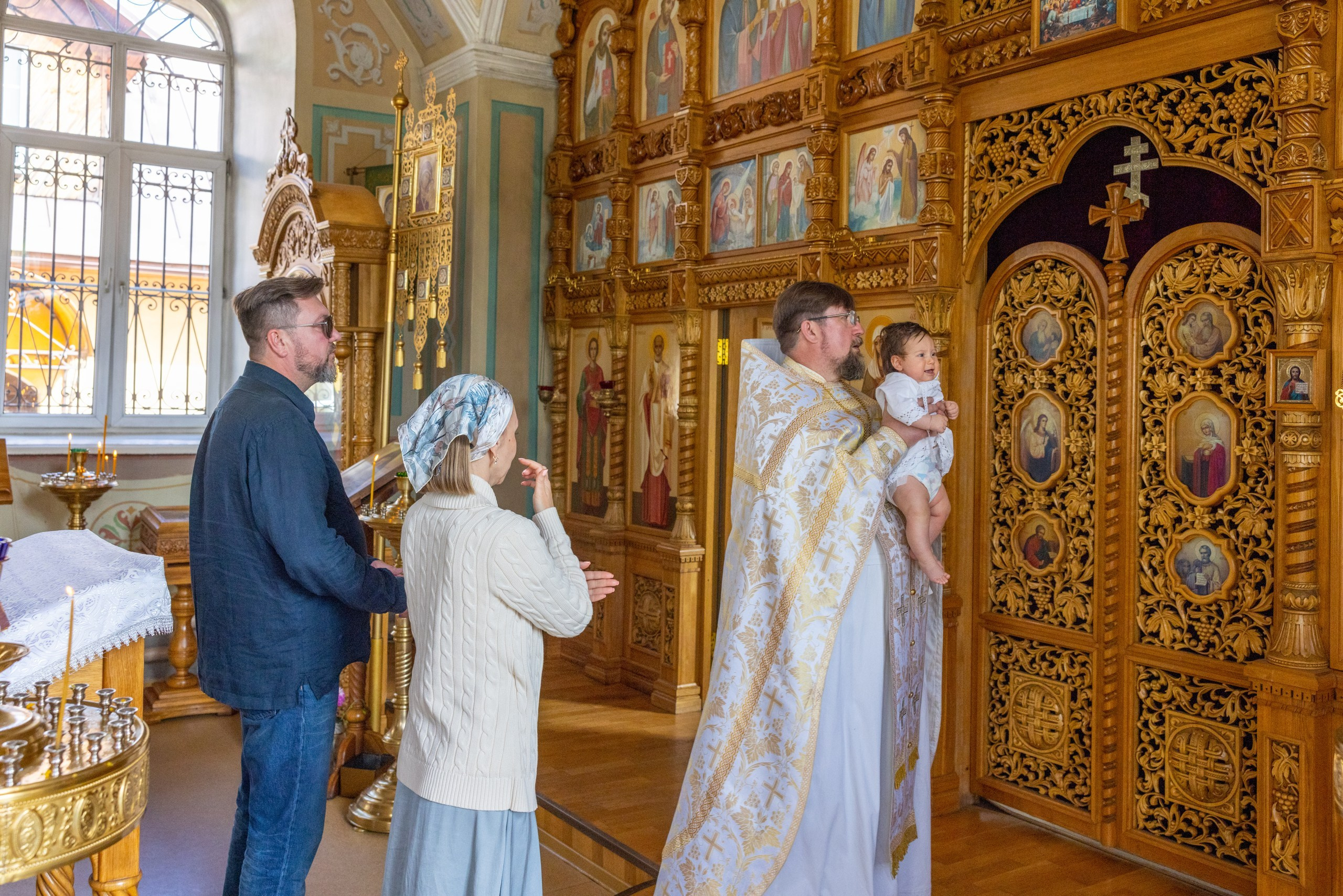 Крещение в Храме Серафима Саровского в Туле. Фотограф в Туле Крупский АнДРей. Фотостудия «КАДР71» в Туле