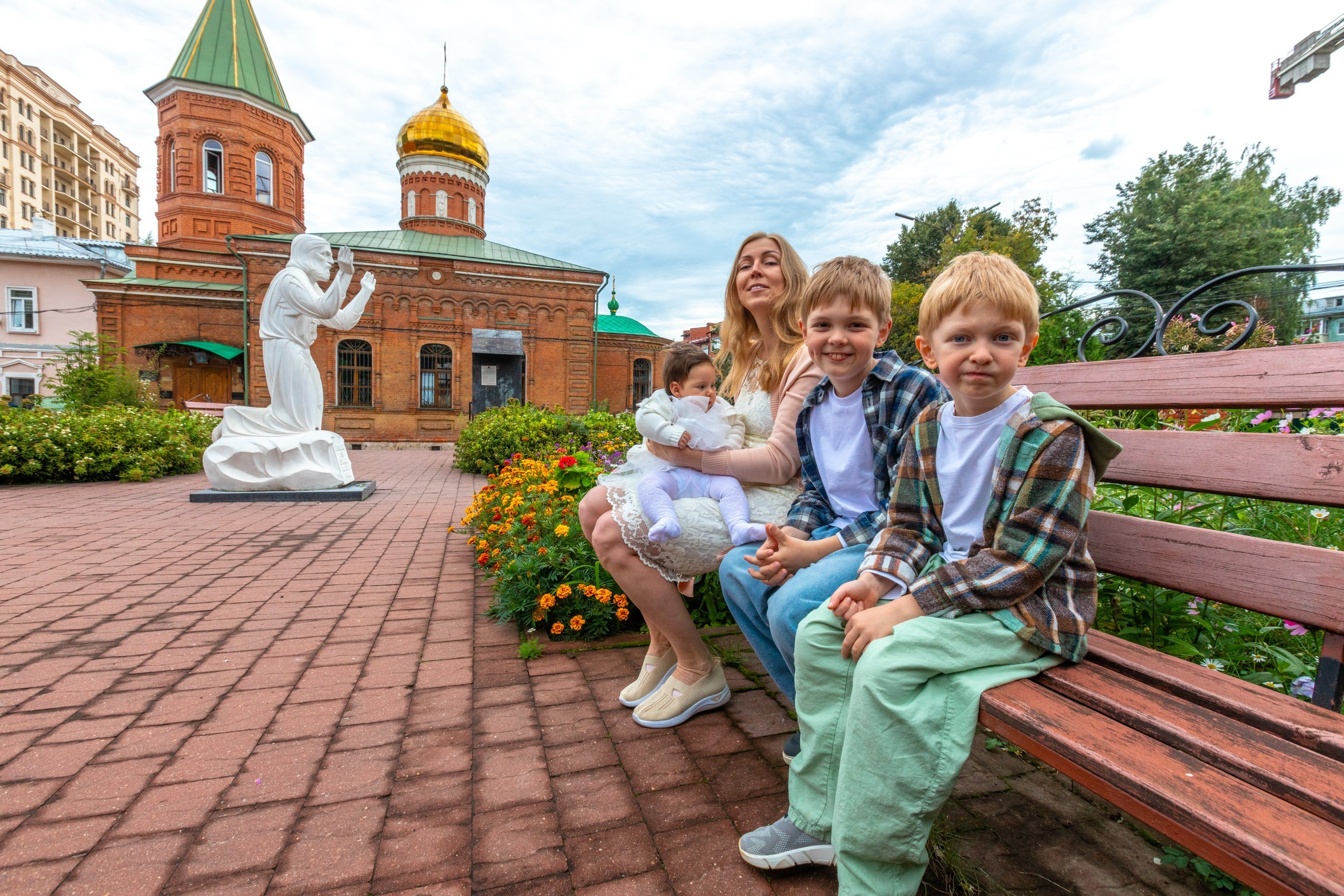 Крещение в Храме Серафима Саровского в Туле. Фотограф в Туле Крупский АнДРей. Фотостудия «КАДР71» в Туле