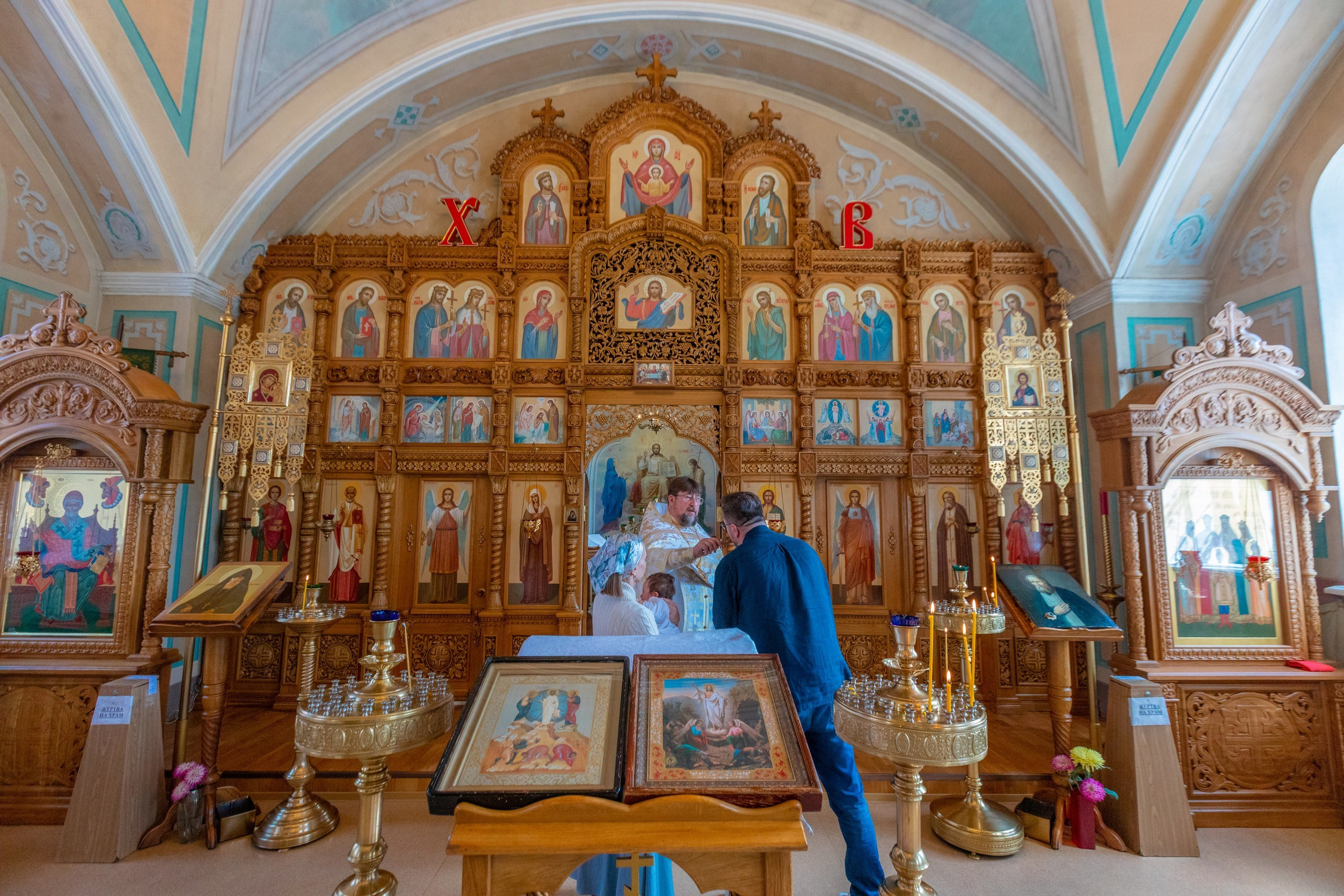 Крещение в Храме Серафима Саровского в Туле. Фотограф в Туле Крупский АнДРей. Фотостудия «КАДР71» в Туле