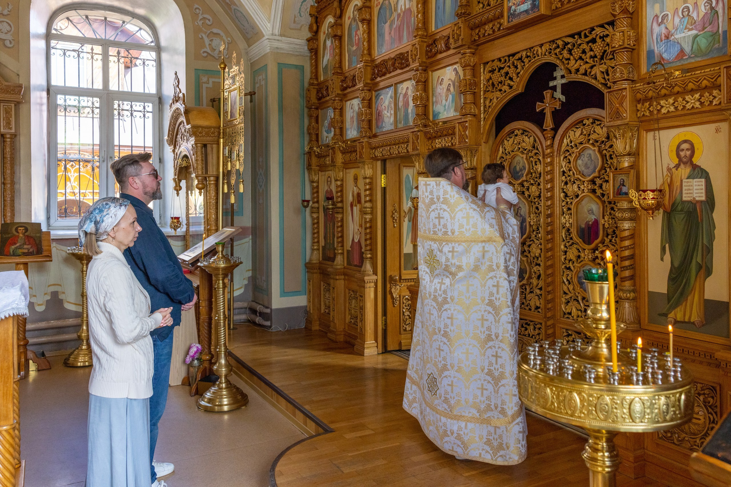 Крещение в Храме Серафима Саровского в Туле. Фотограф в Туле Крупский АнДРей. Фотостудия «КАДР71» в Туле