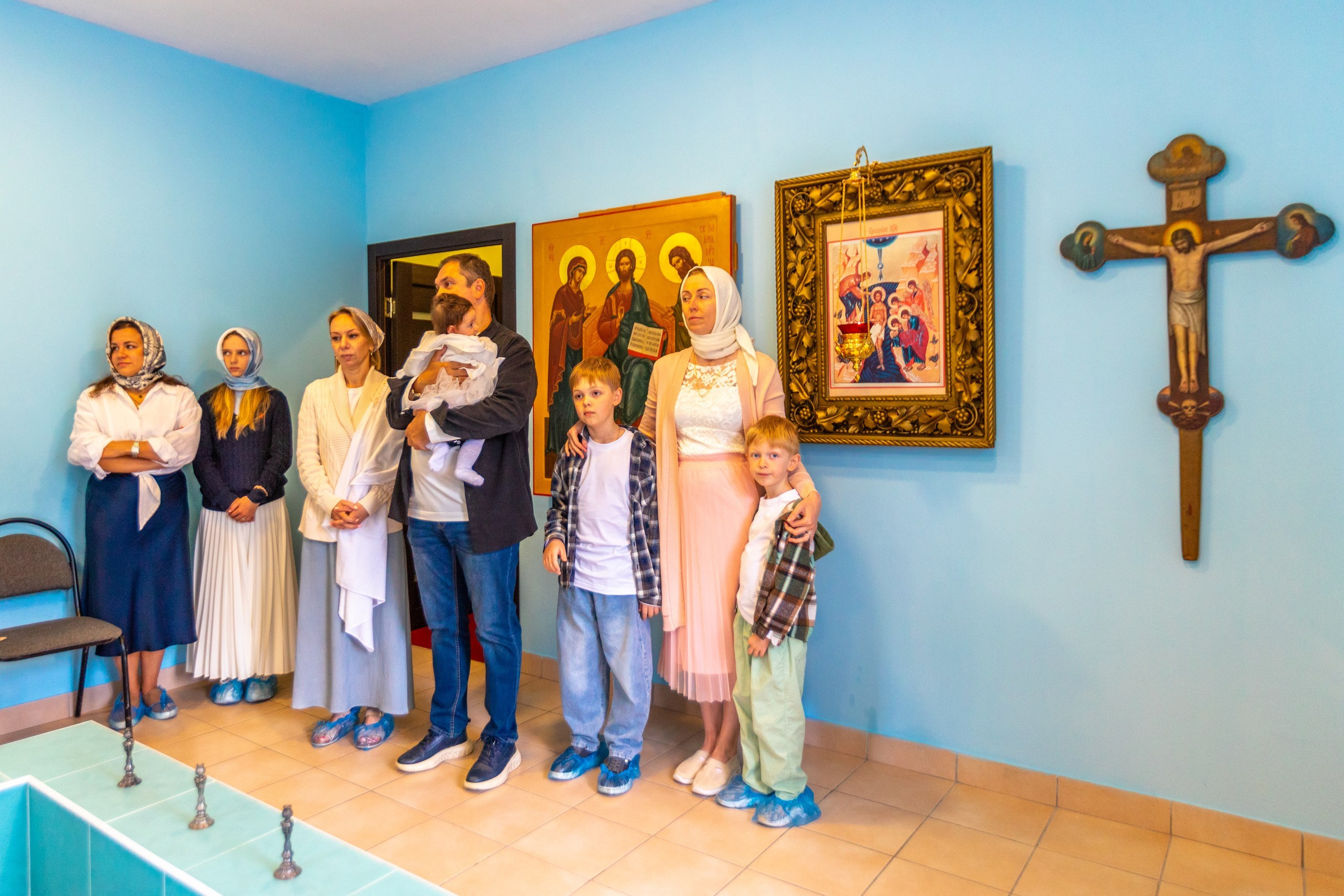 Крещение в Храме Серафима Саровского в Туле. Фотограф в Туле Крупский АнДРей. Фотостудия «КАДР71» в Туле