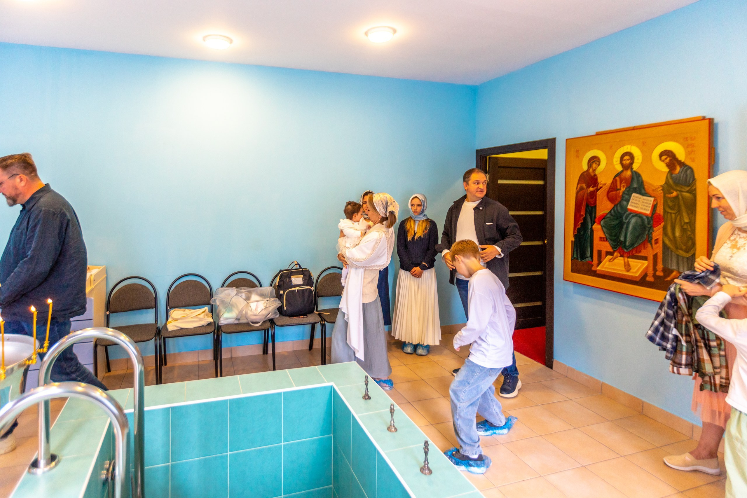 Крещение в Храме Серафима Саровского в Туле. Фотограф в Туле Крупский АнДРей. Фотостудия «КАДР71» в Туле