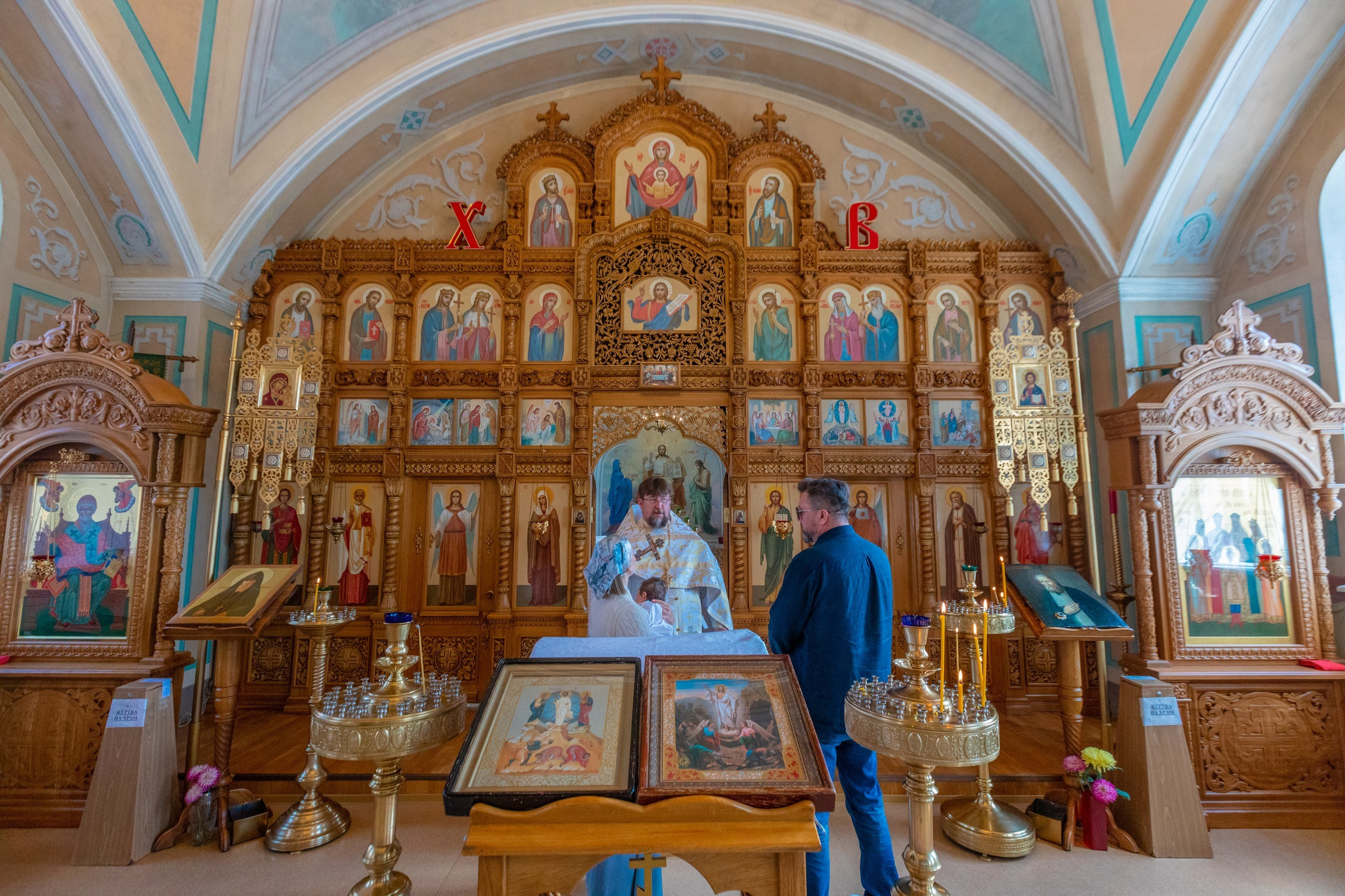 Крещение в Храме Серафима Саровского в Туле. Фотограф в Туле Крупский АнДРей. Фотостудия «КАДР71» в Туле