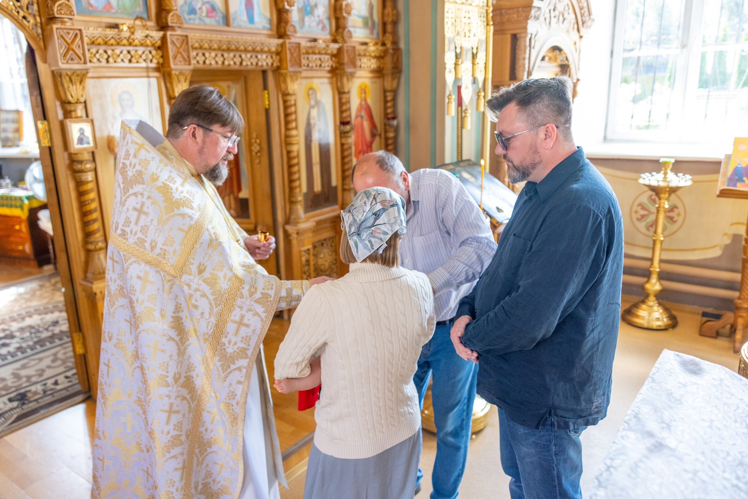 Крещение в Храме Серафима Саровского в Туле. Фотограф в Туле Крупский АнДРей. Фотостудия «КАДР71» в Туле