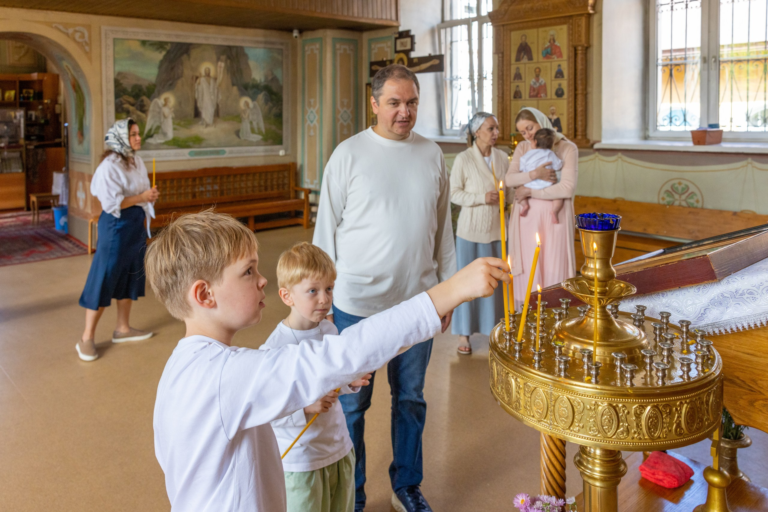 Крещение в Храме Серафима Саровского в Туле. Фотограф в Туле Крупский АнДРей. Фотостудия «КАДР71» в Туле