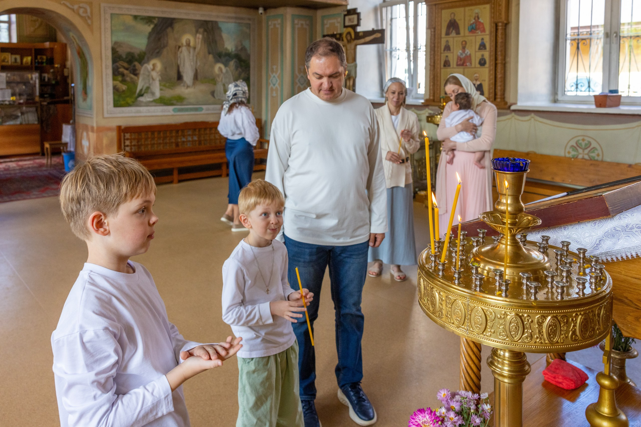 Крещение в Храме Серафима Саровского в Туле. Фотограф в Туле Крупский АнДРей. Фотостудия «КАДР71» в Туле