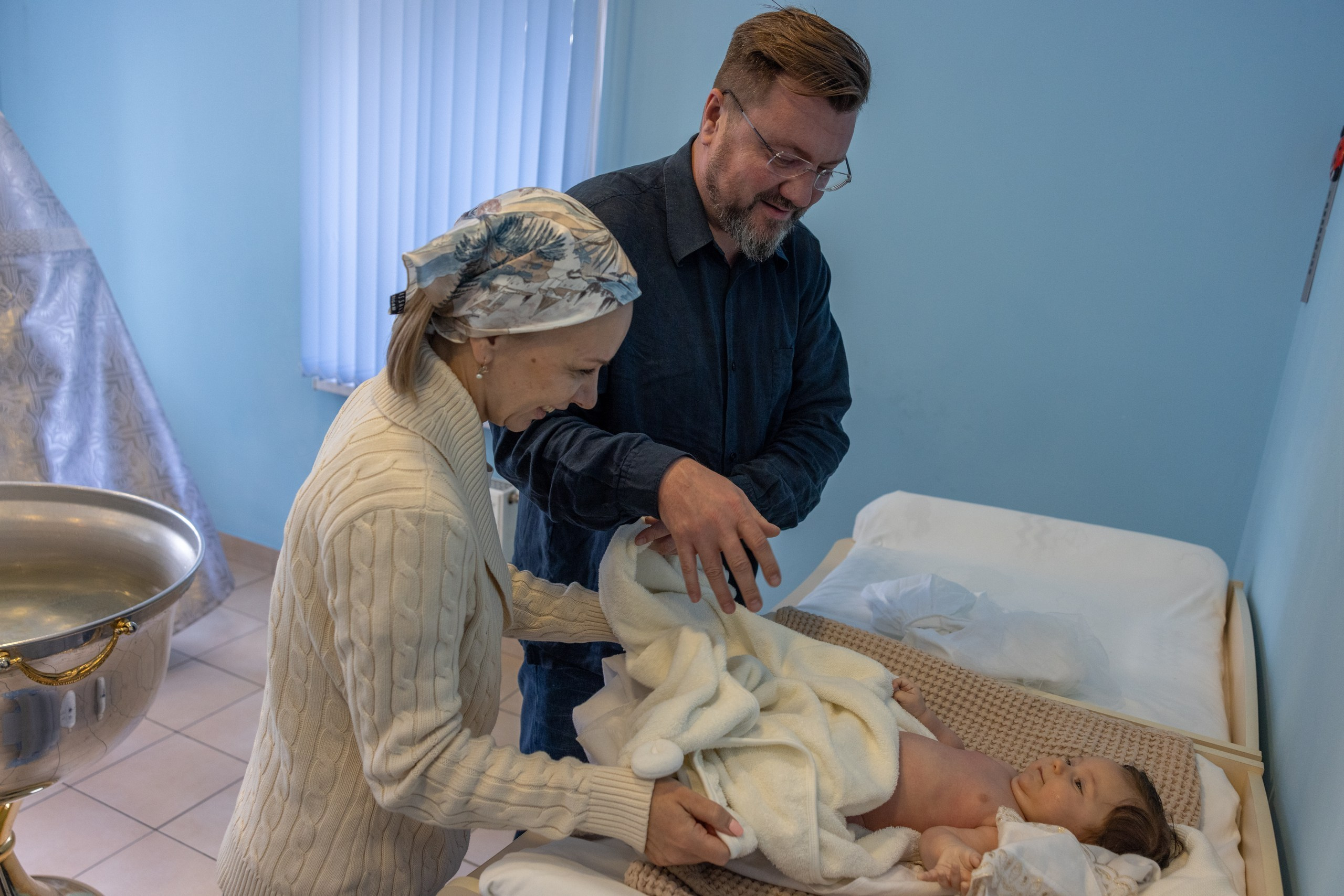 Крещение в Храме Серафима Саровского в Туле. Фотограф в Туле Крупский АнДРей. Фотостудия «КАДР71» в Туле